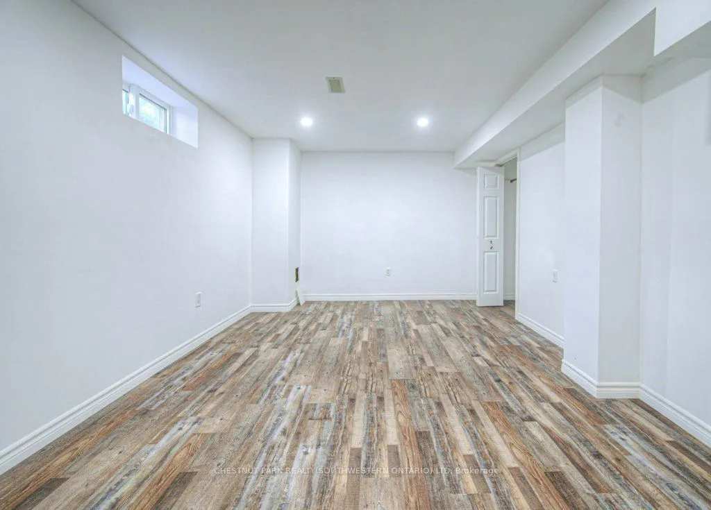 328 Clyde Road