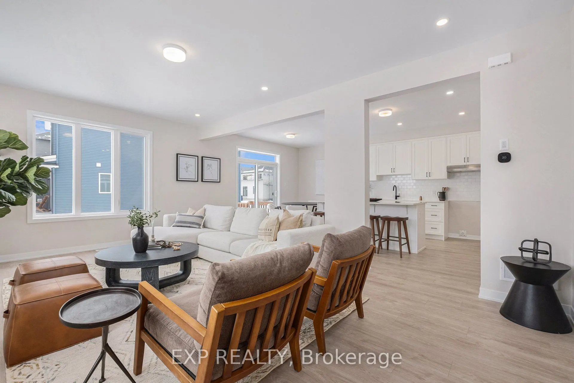1024 DePencier Drive