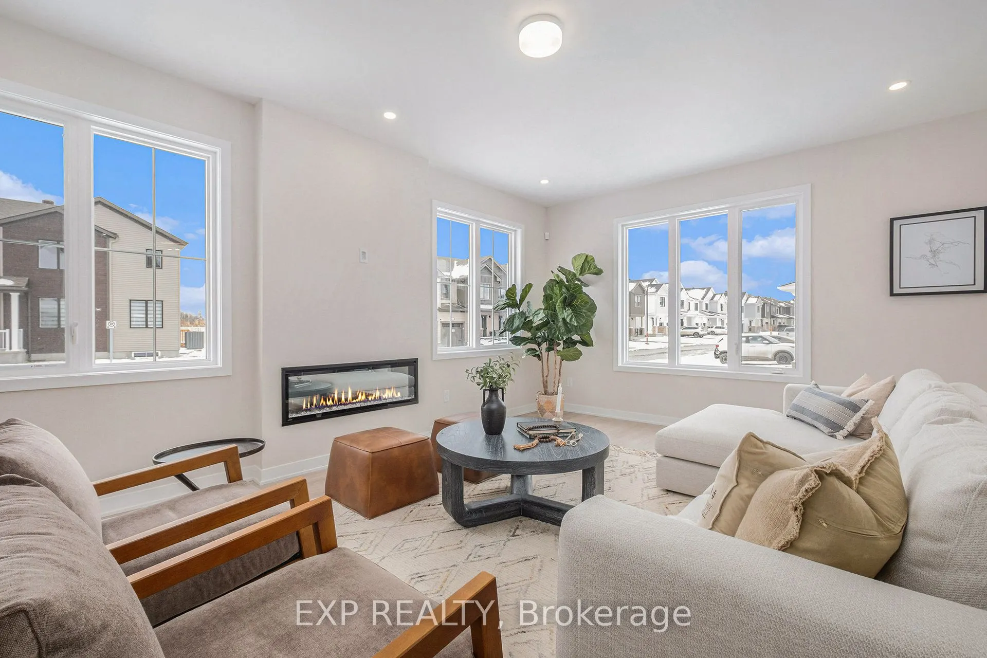 1024 DePencier Drive