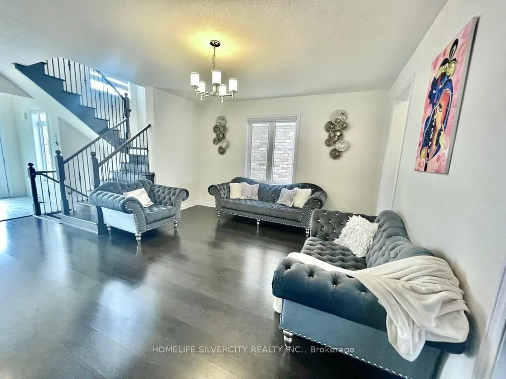 111 Oak Avenue
