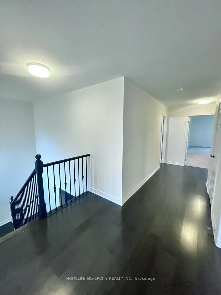 111 Oak Avenue