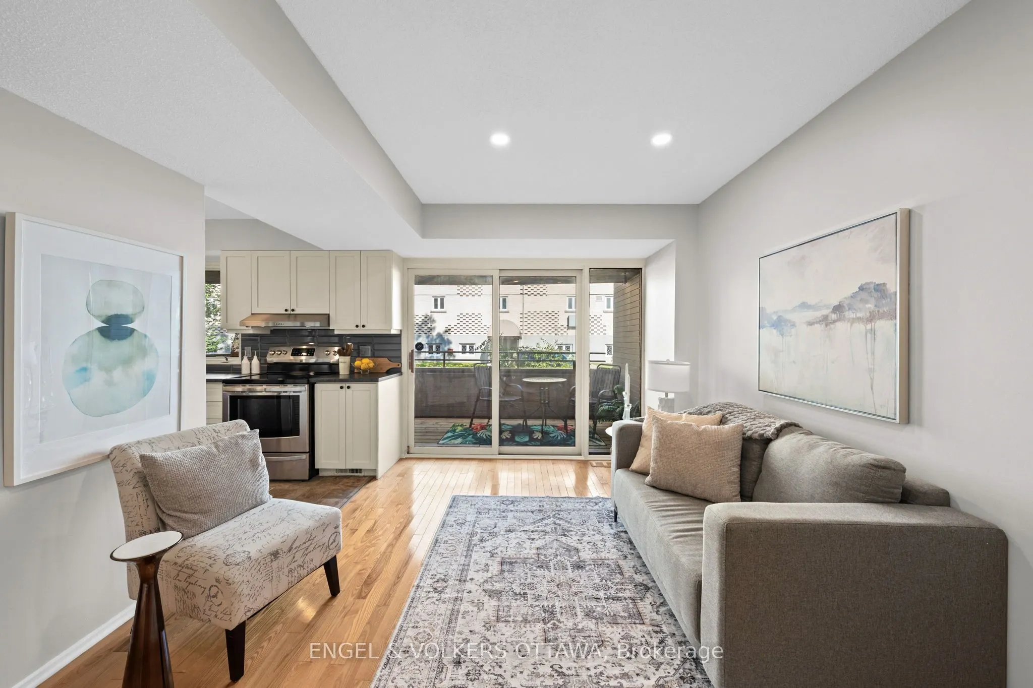 35 Belvedere Crescent, #35