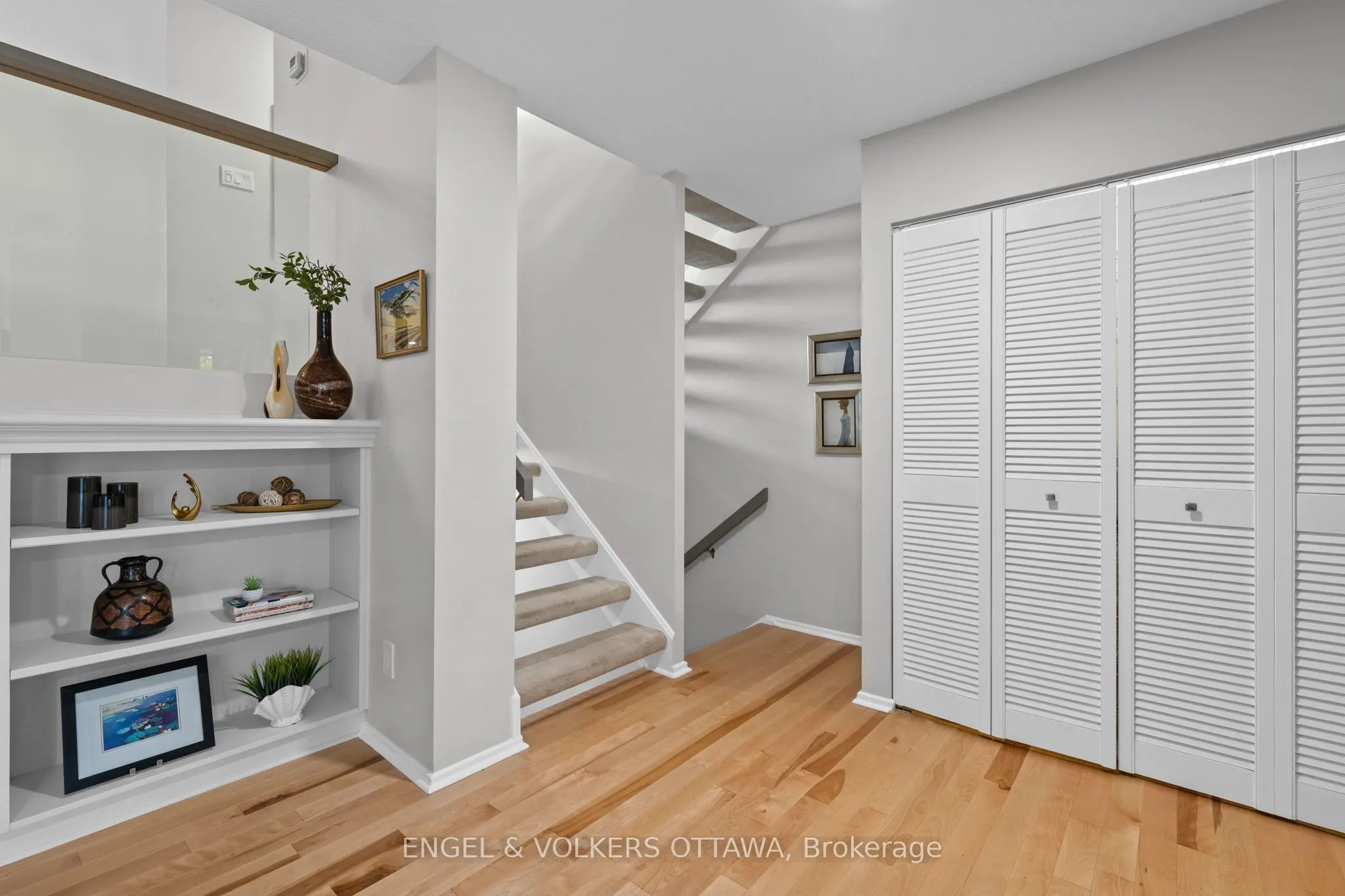 35 Belvedere Crescent, #35
