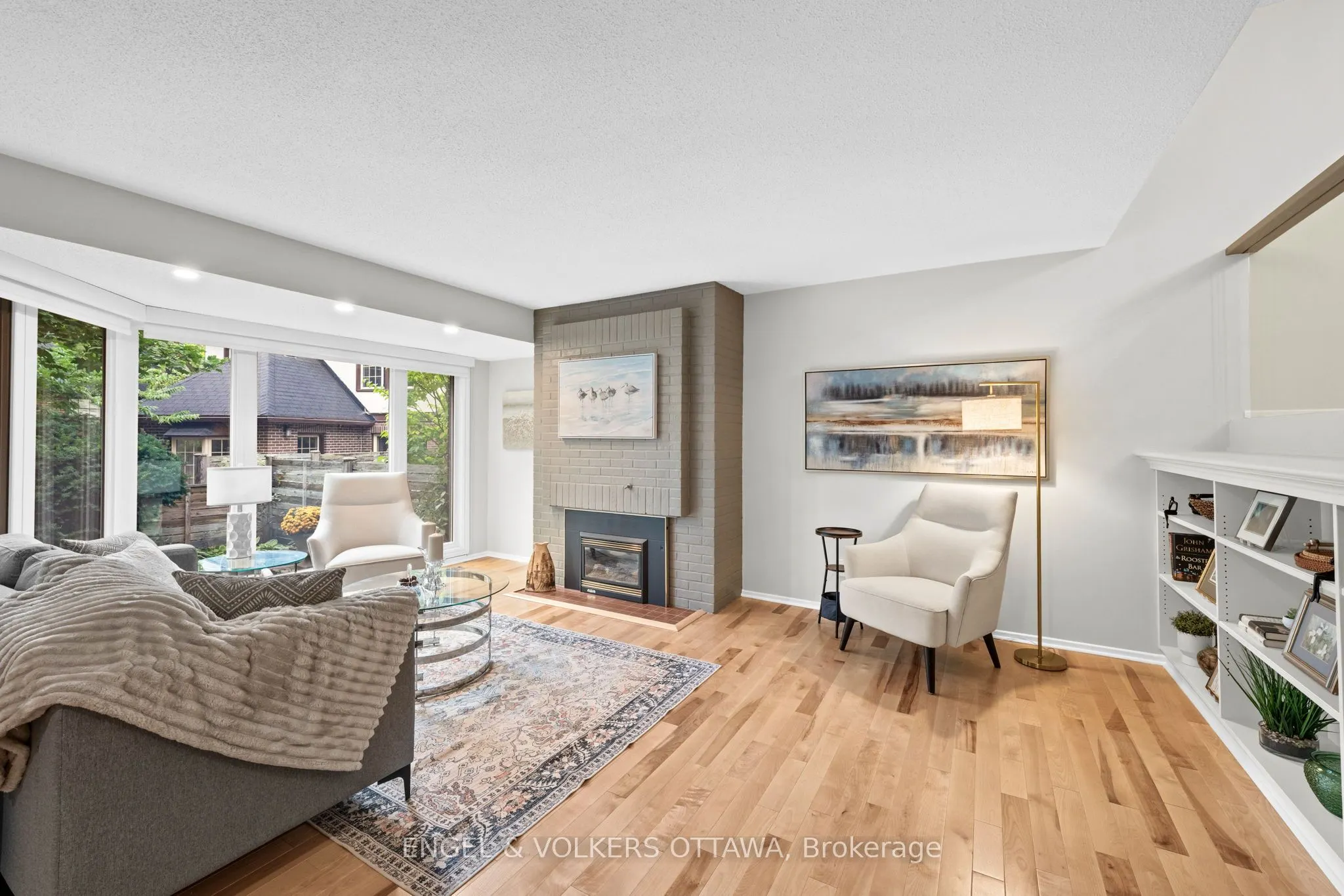 35 Belvedere Crescent, #35