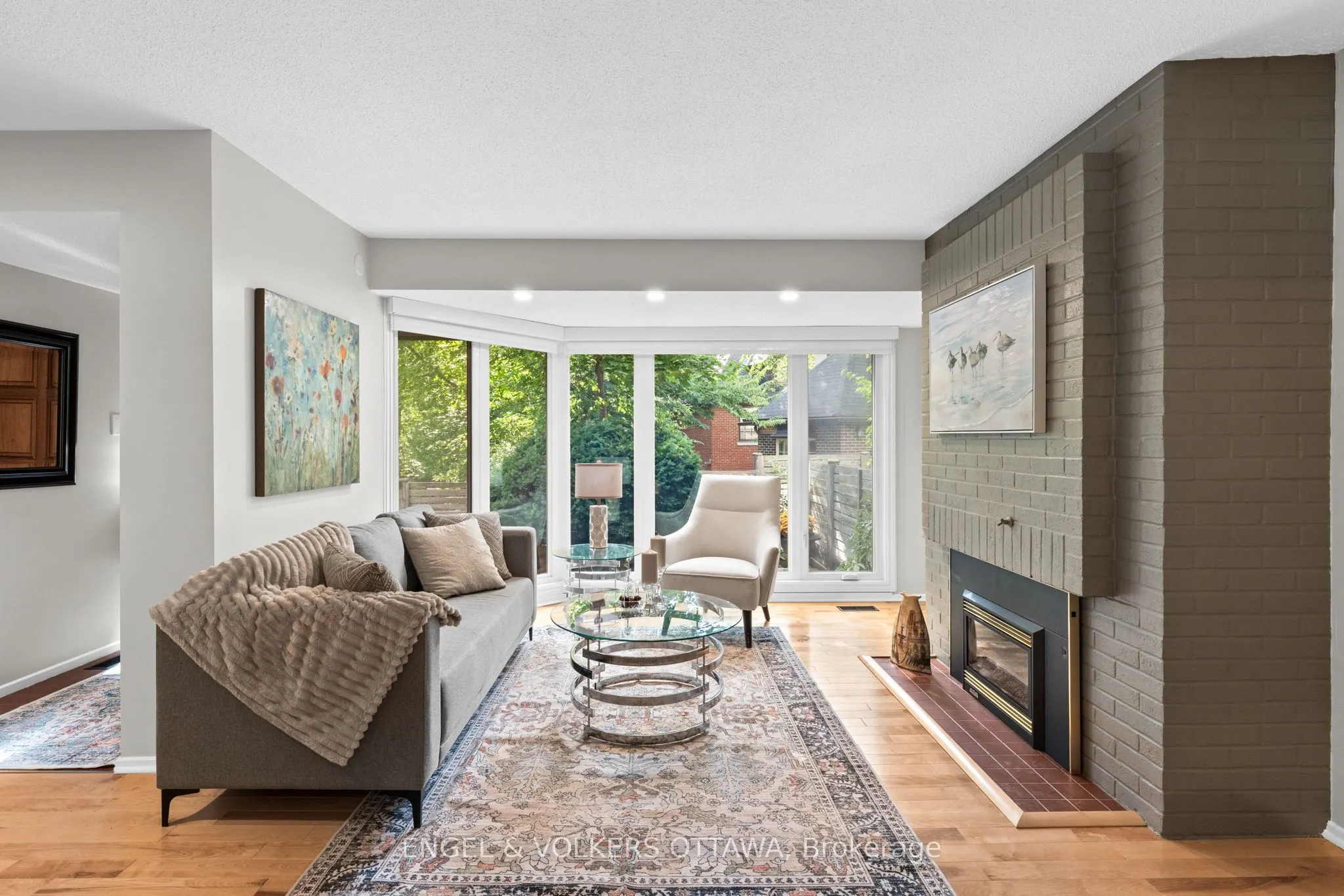 35 Belvedere Crescent, #35