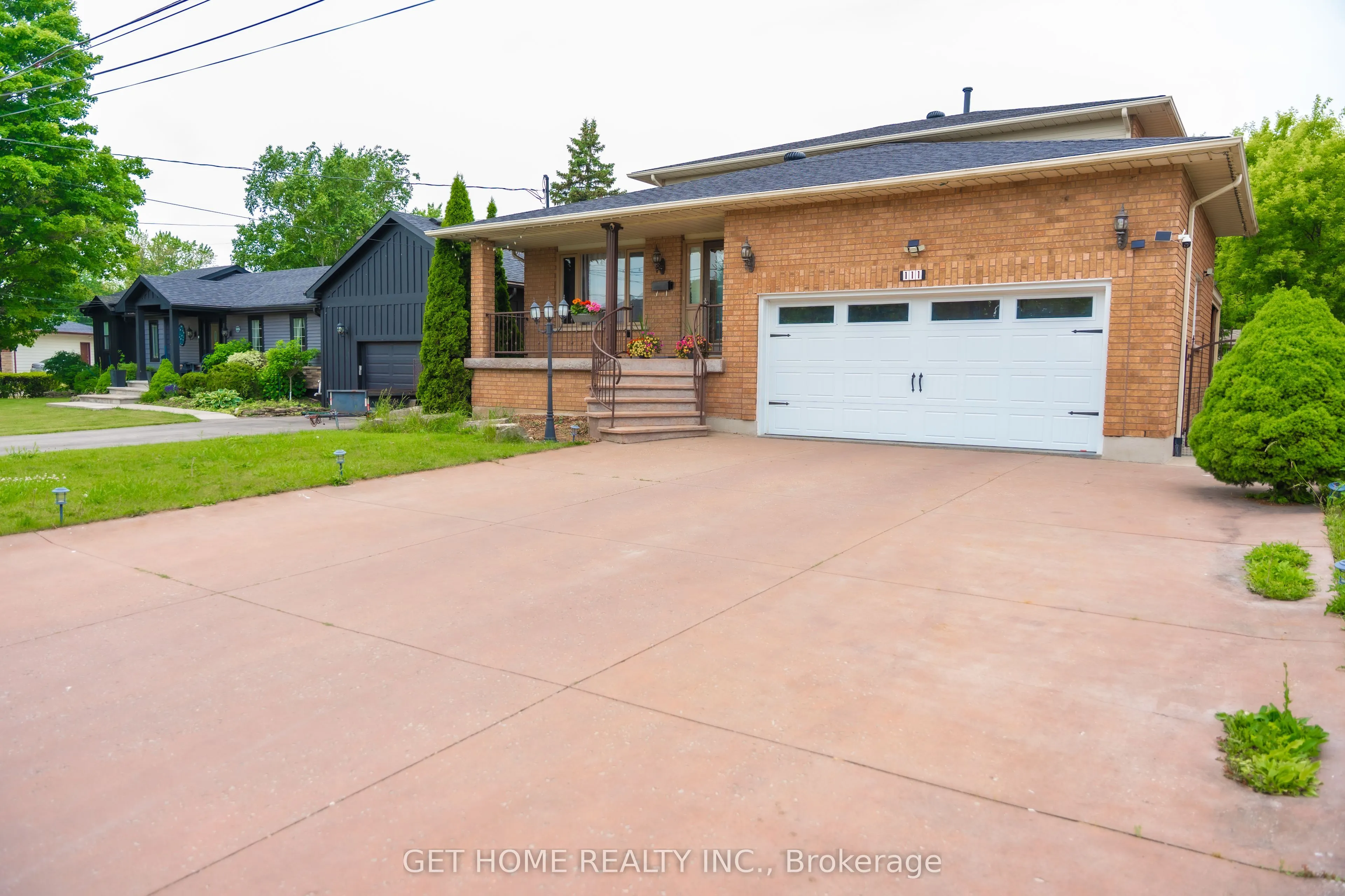 111 AUBREY Avenue, #Bsmt