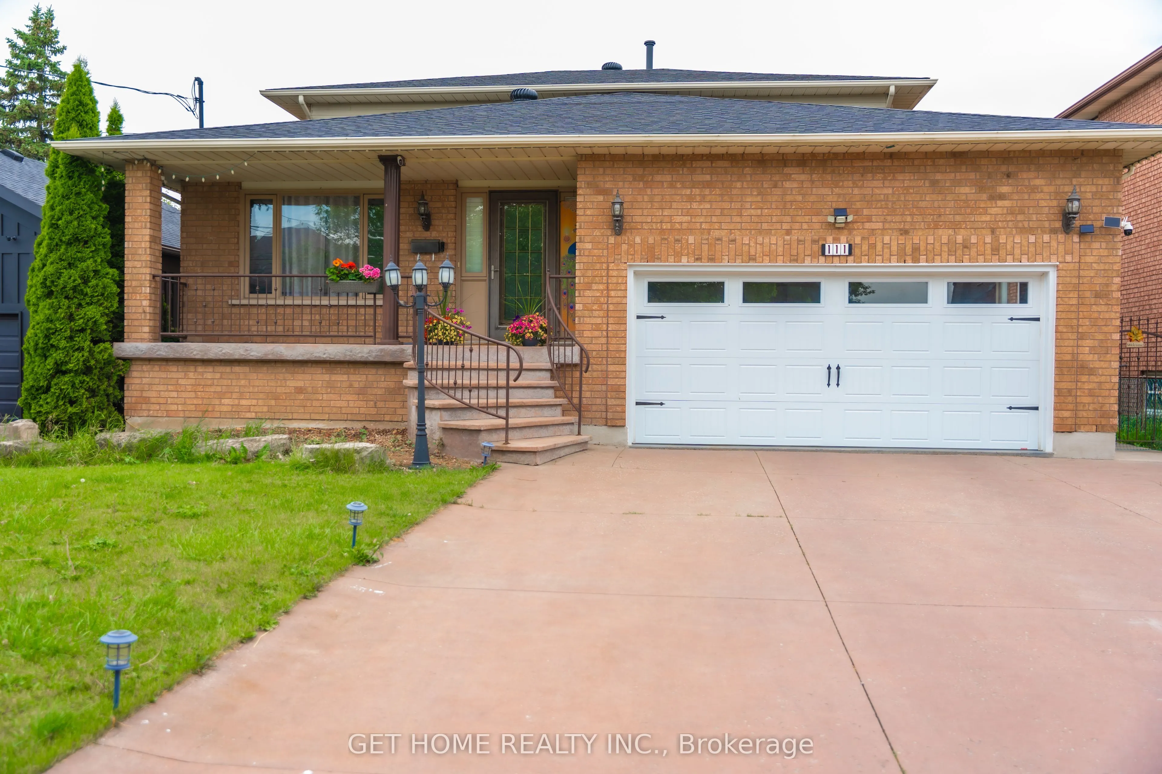 111 AUBREY Avenue, #Bsmt
