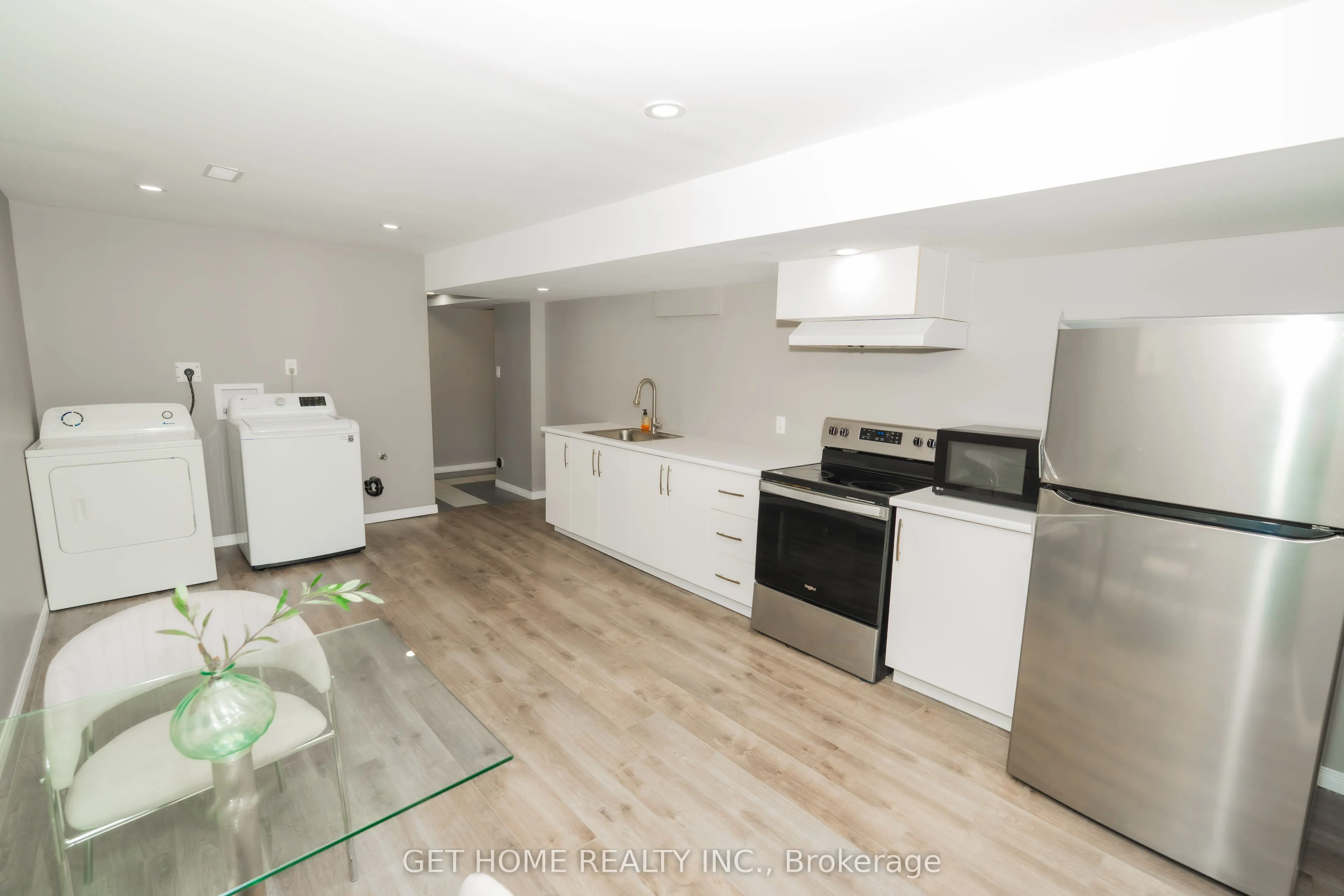111 AUBREY Avenue, #Bsmt