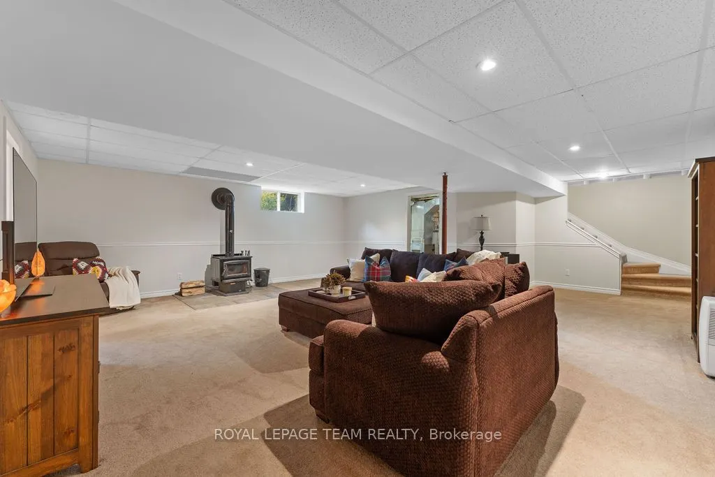 299 Golf Club Road