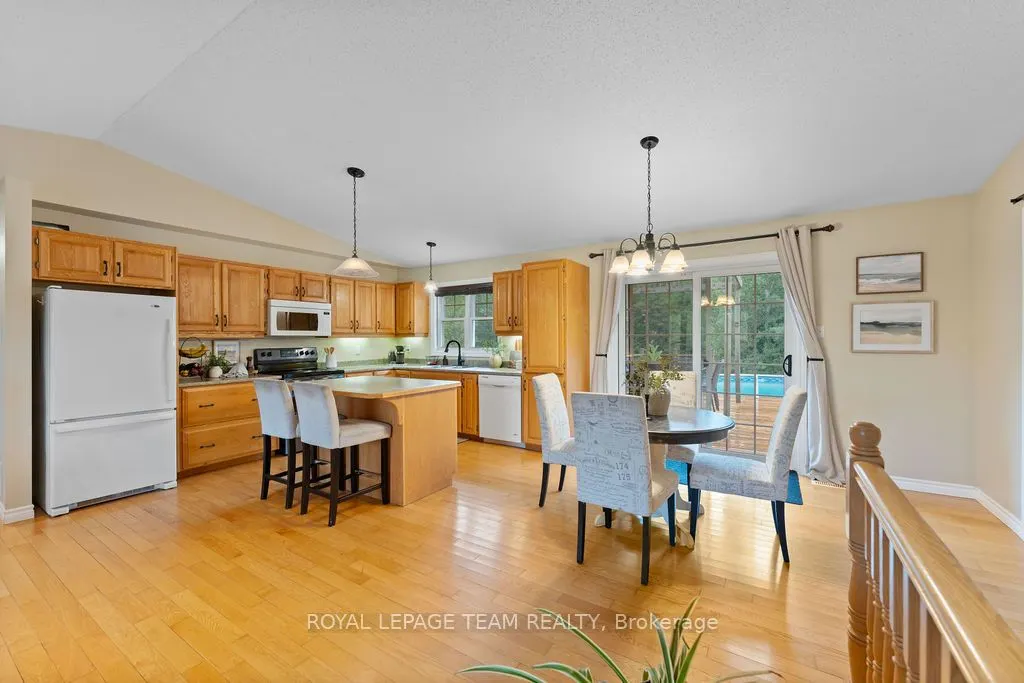 299 Golf Club Road