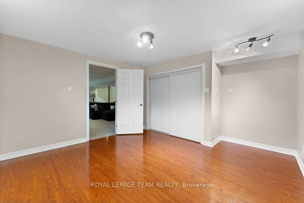 299 Golf Club Road