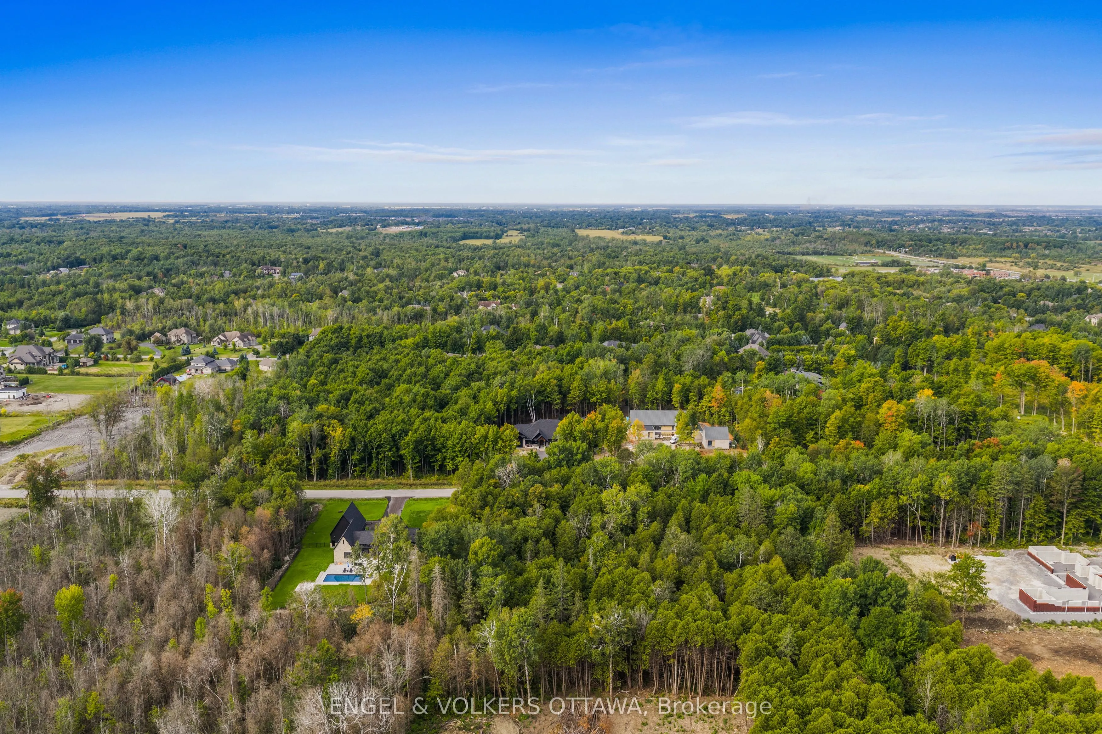 2327 Kilchurn Terrace