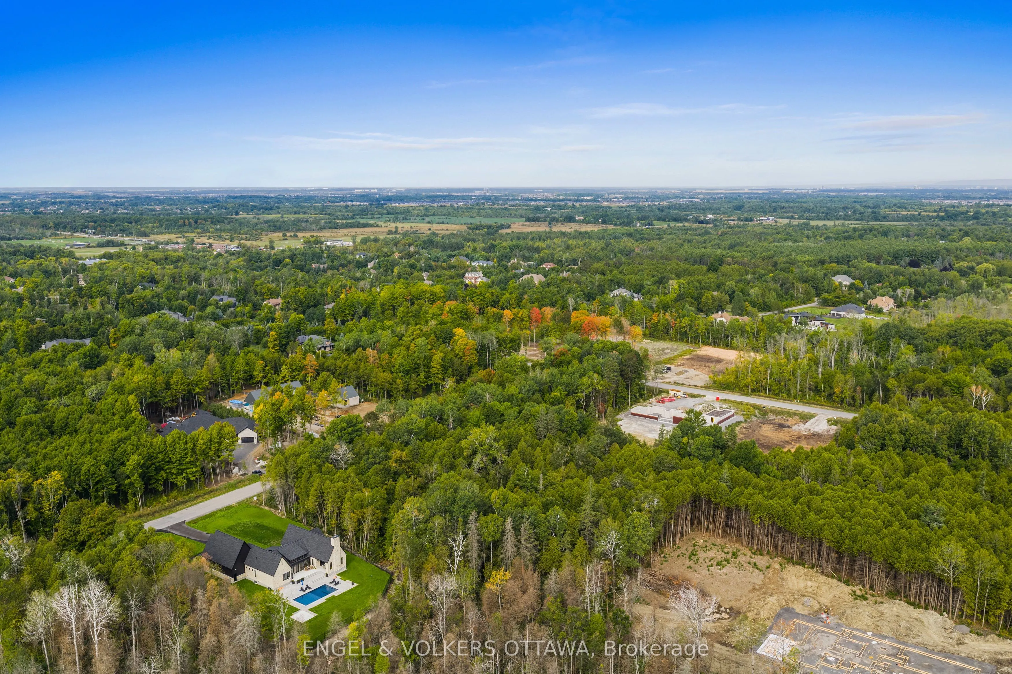 2327 Kilchurn Terrace