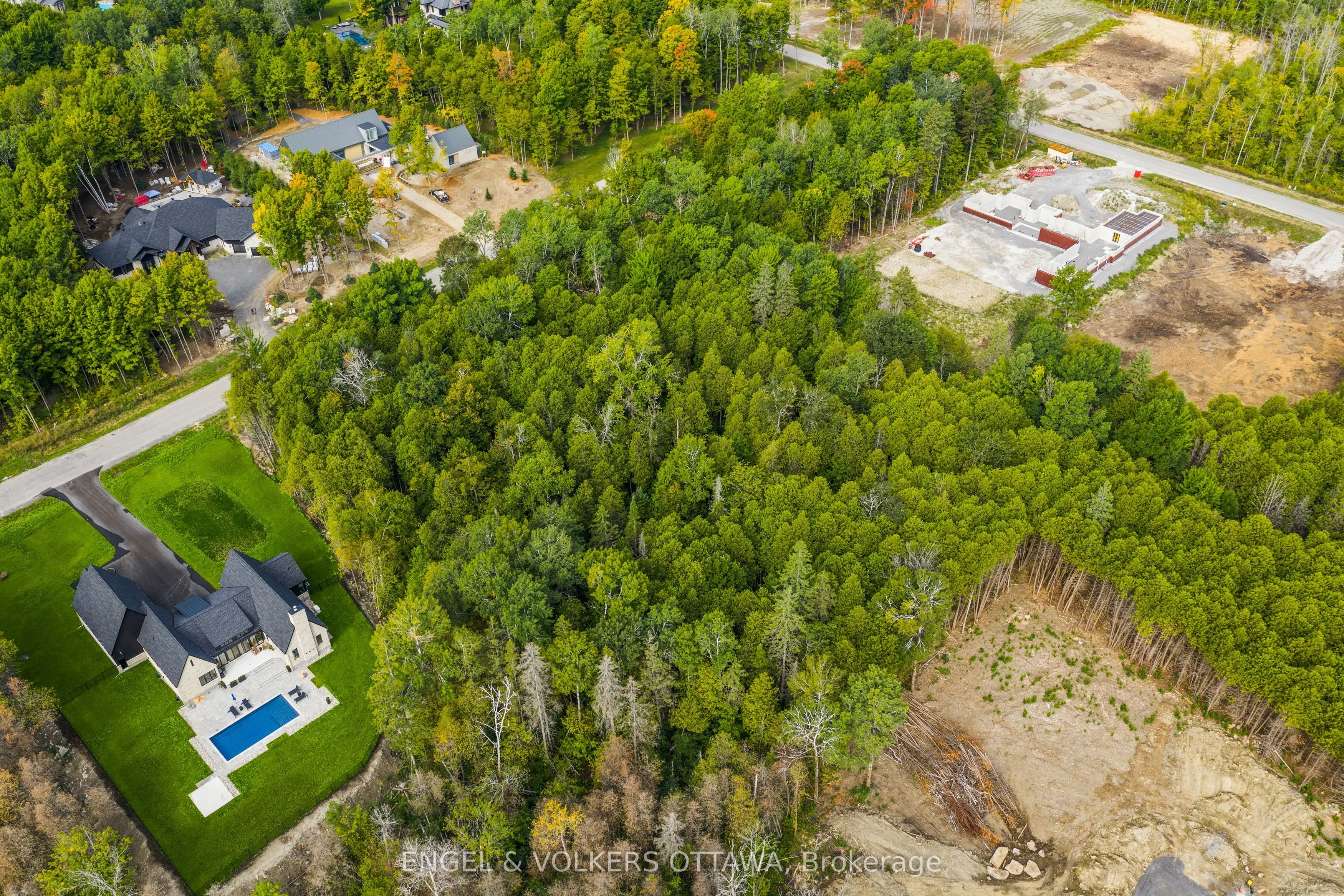 2327 Kilchurn Terrace