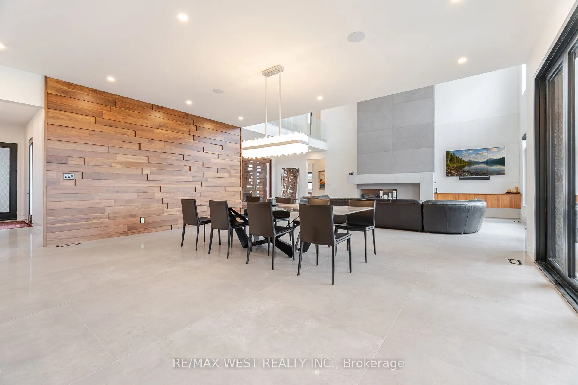 83 Navigation Drive