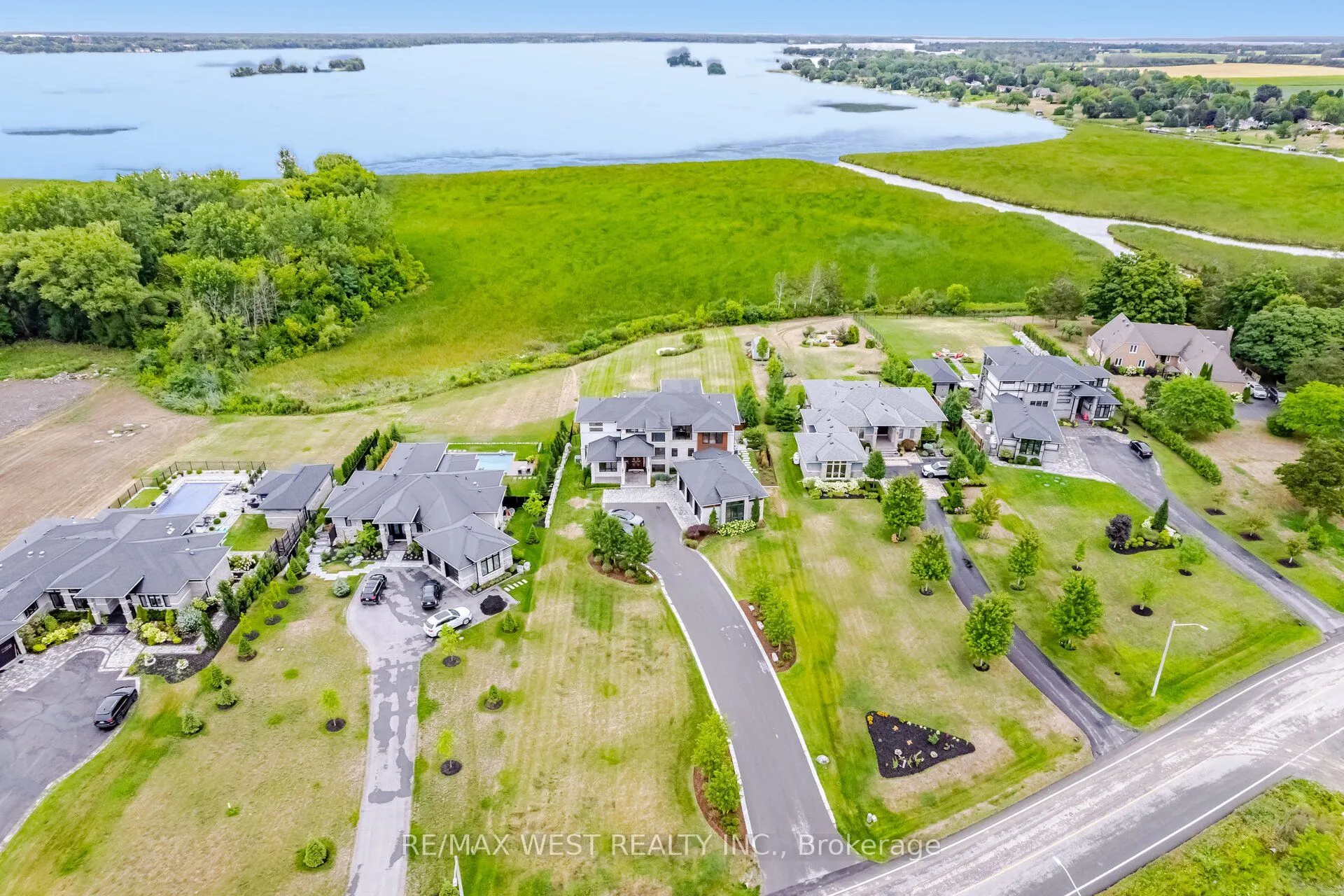 83 Navigation Drive