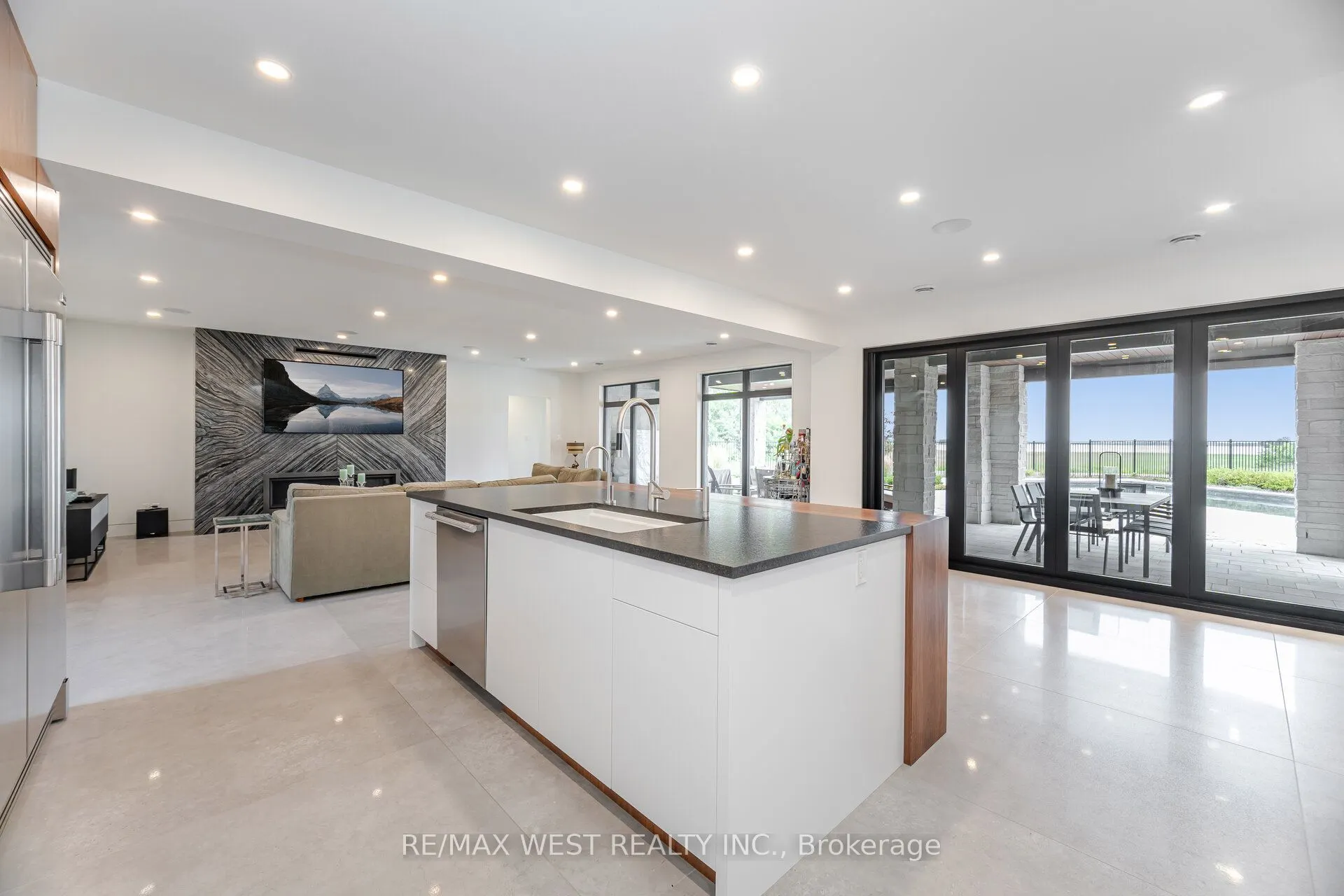 83 Navigation Drive