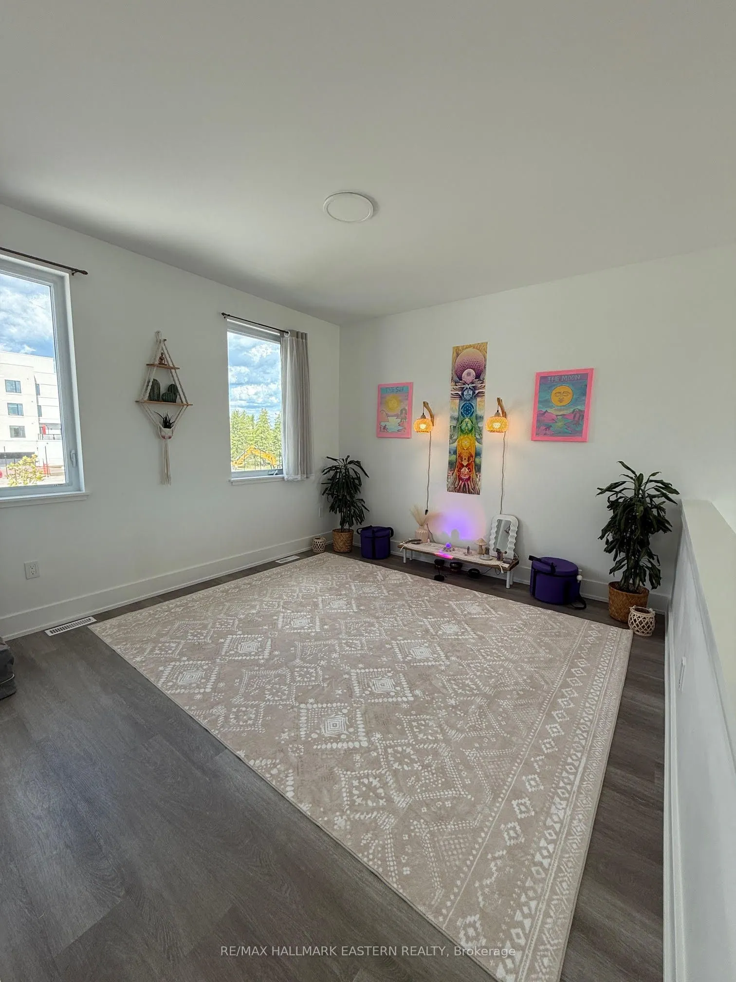 19 West Street N, #4