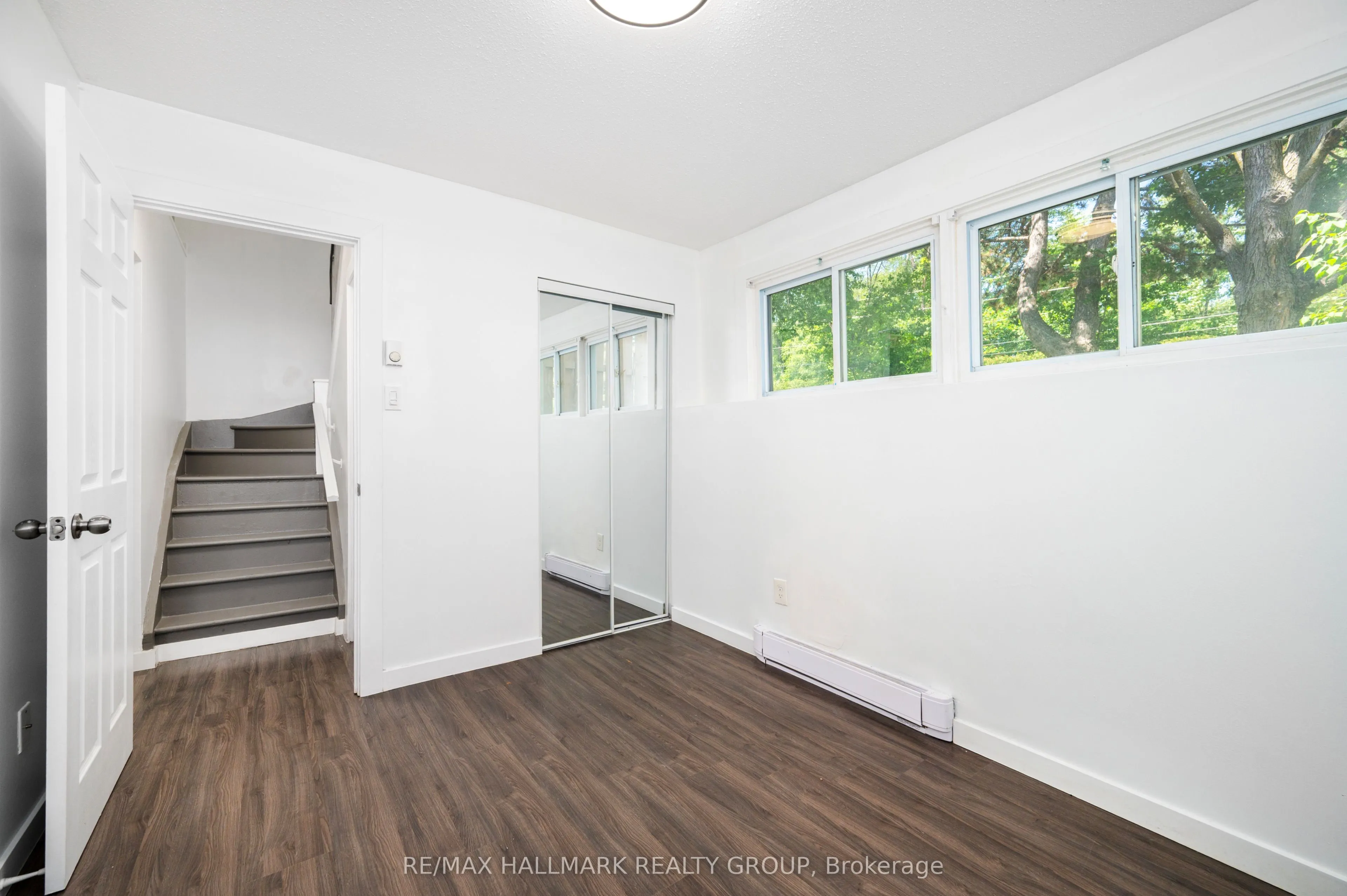 15 Banner Road, #M