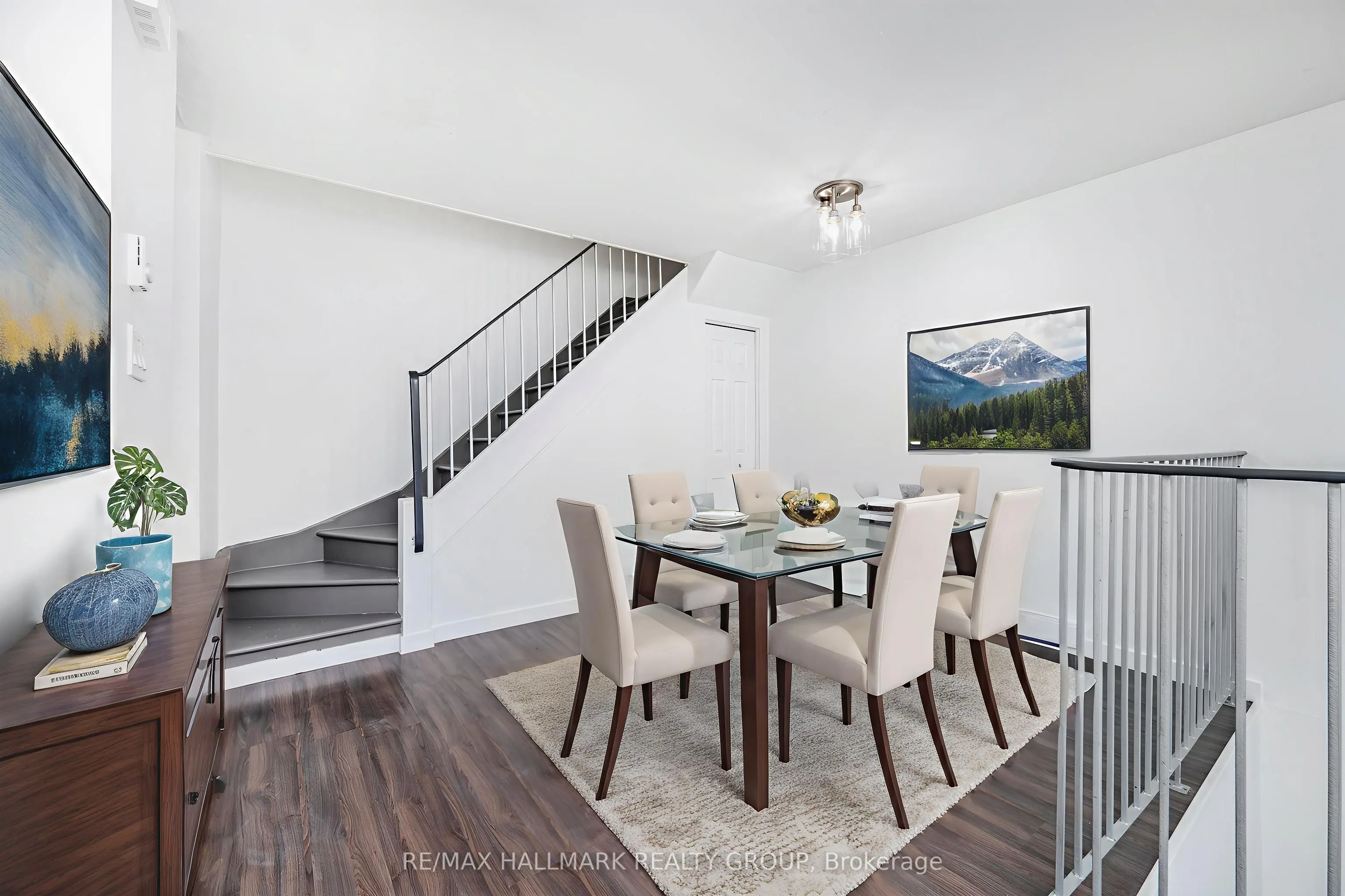 15 Banner Road, #M