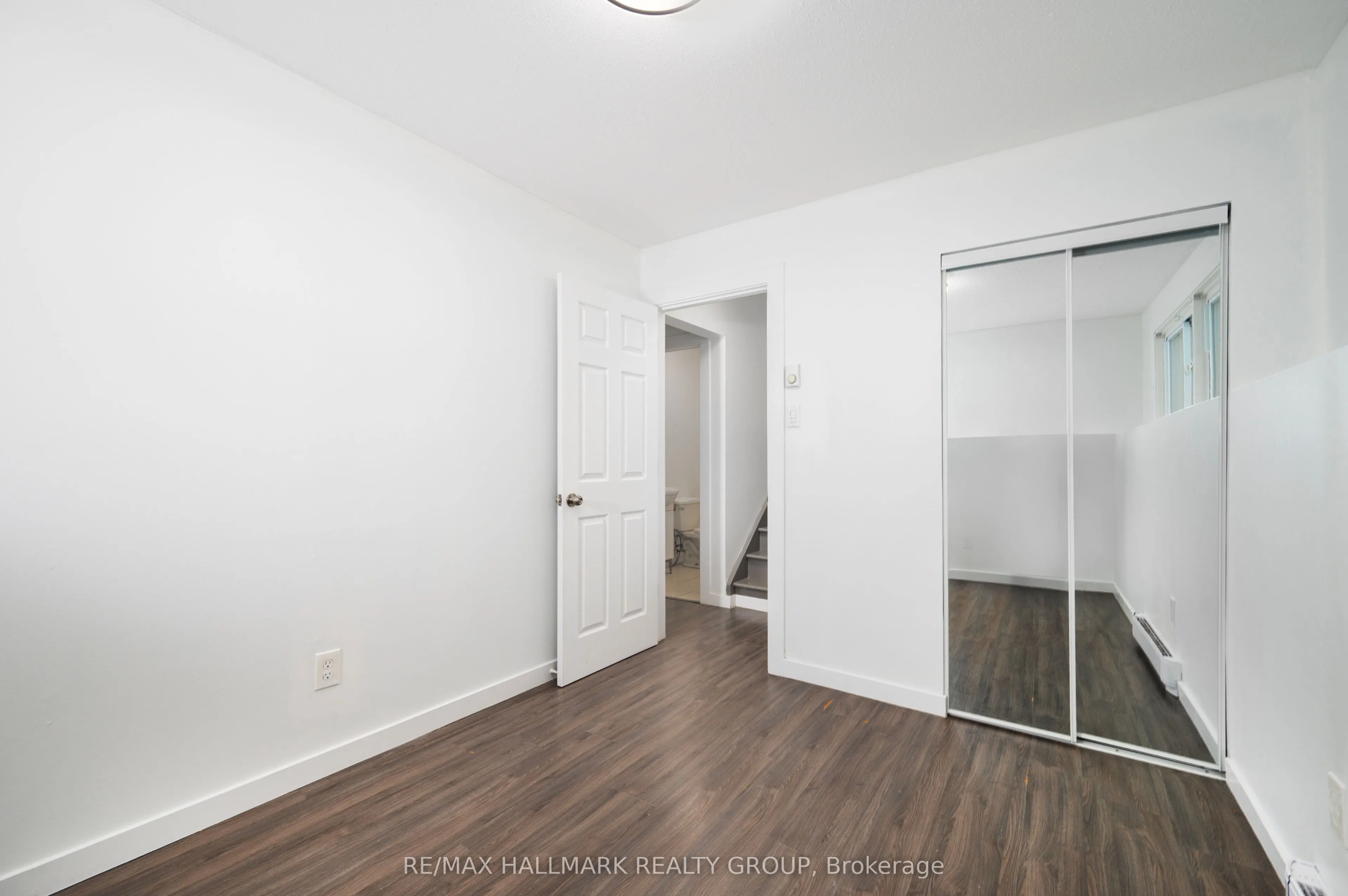 15 Banner Road, #M
