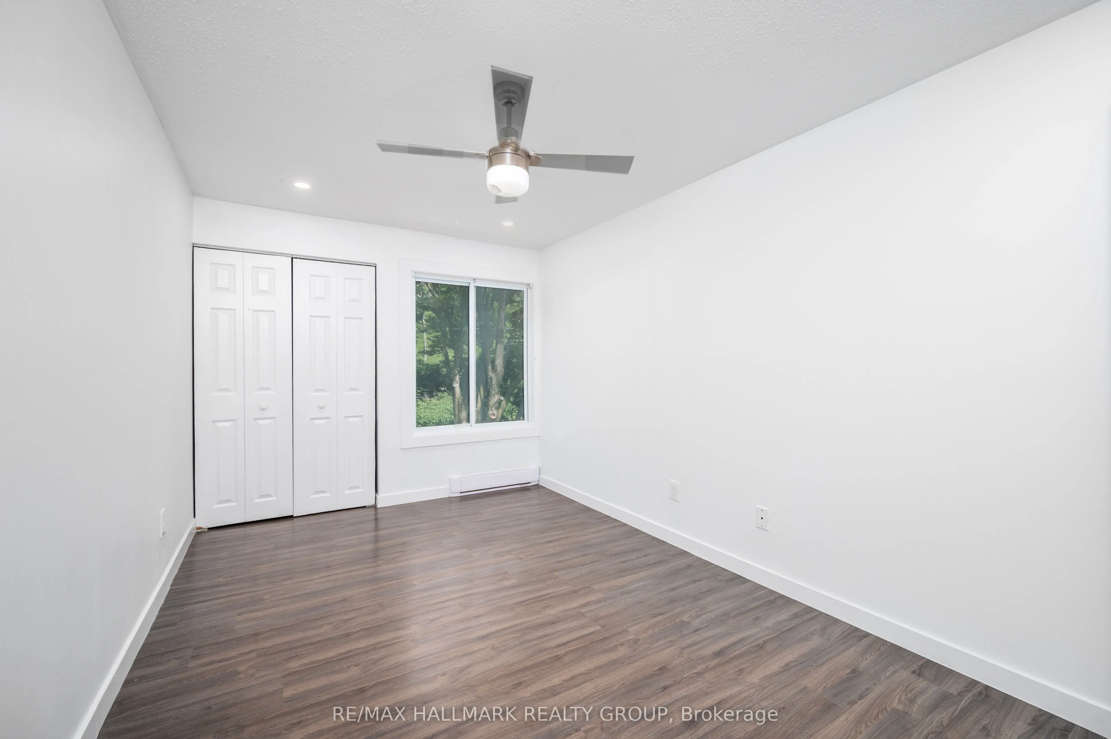 15 Banner Road, #M