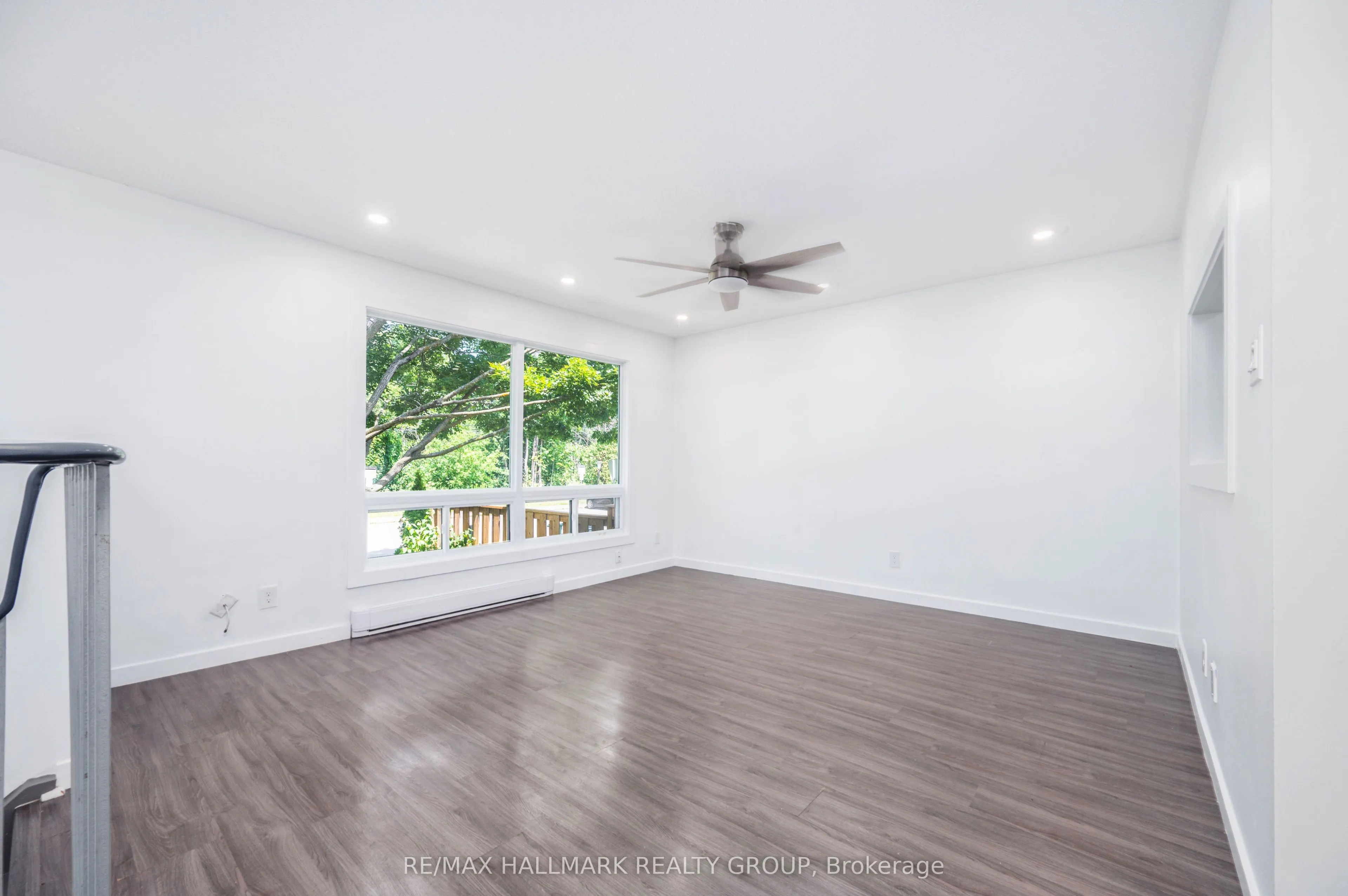 15 Banner Road, #M