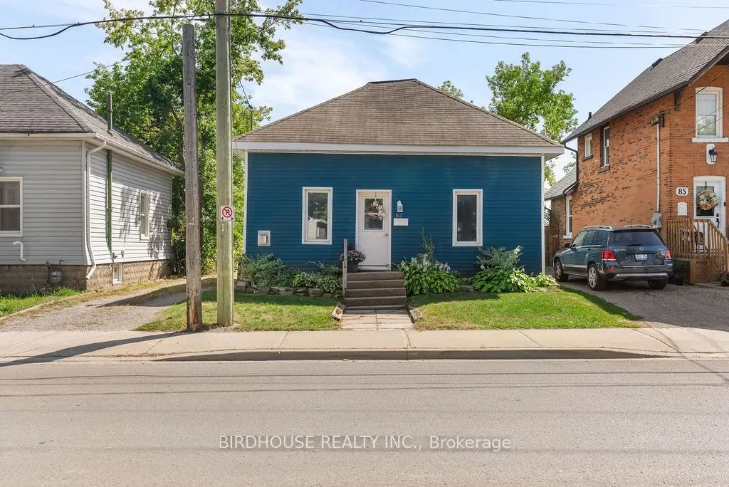 83 Durham Street W