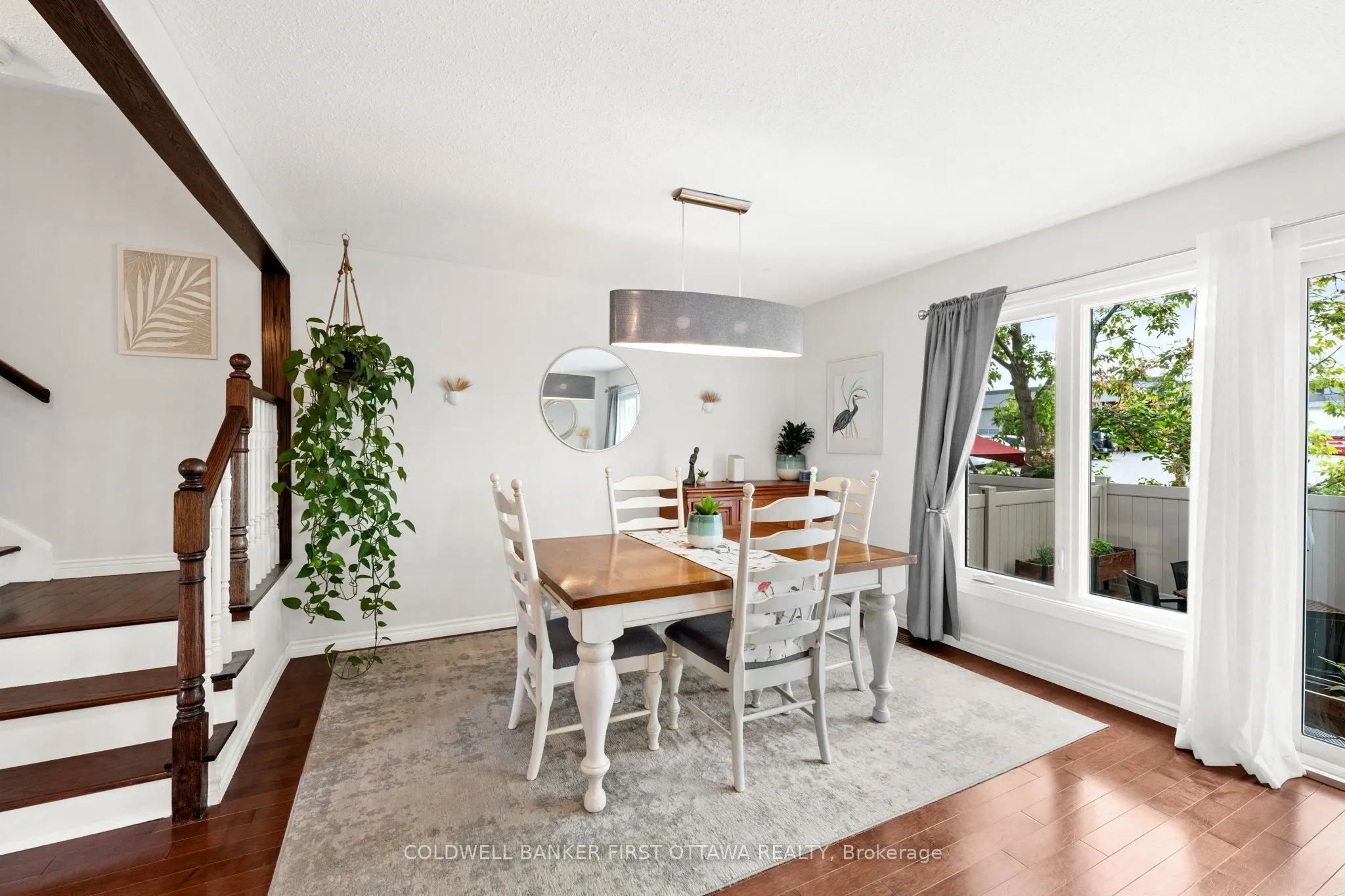 550 Straby Avenue, #12