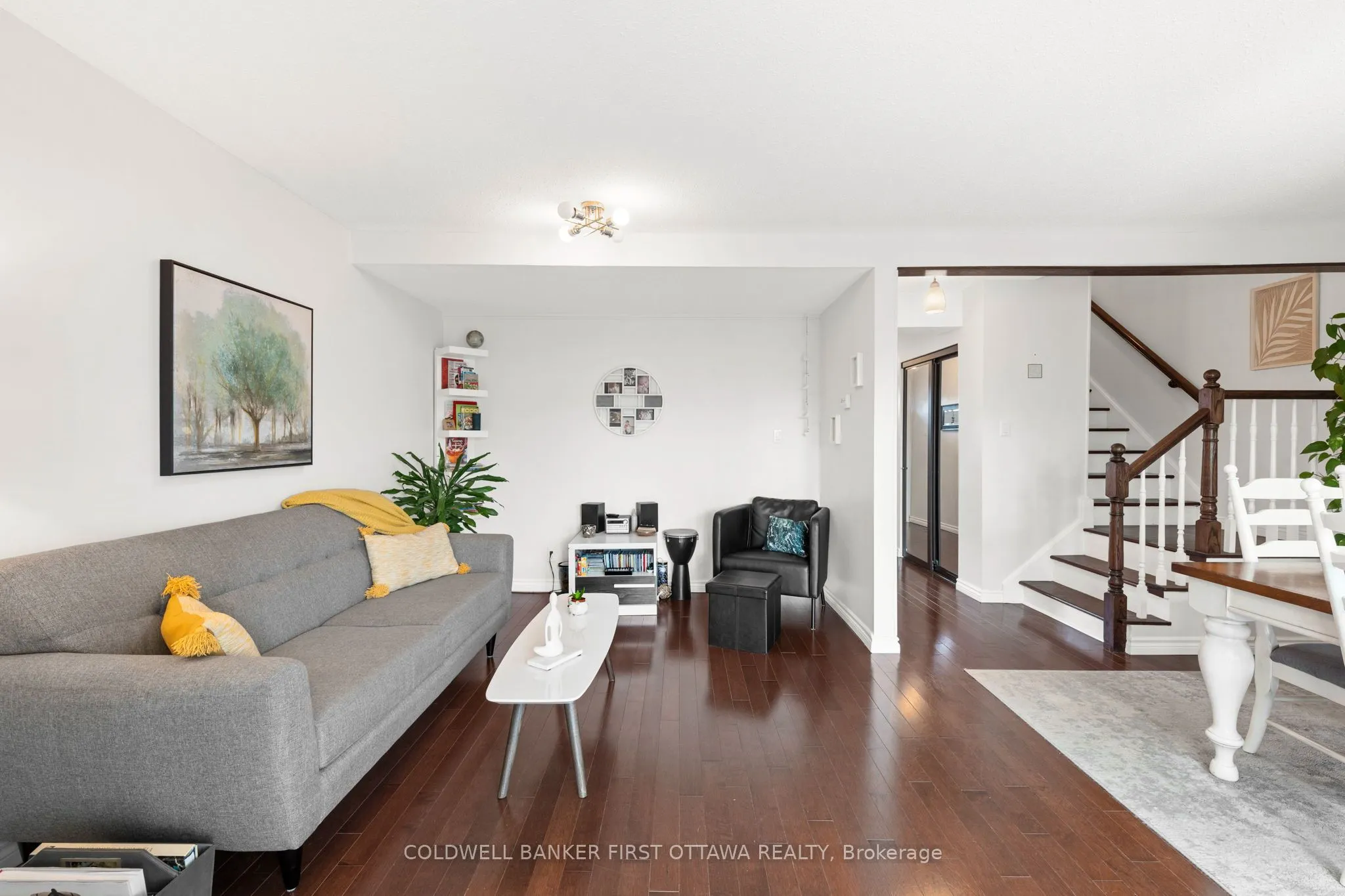 550 Straby Avenue, #12