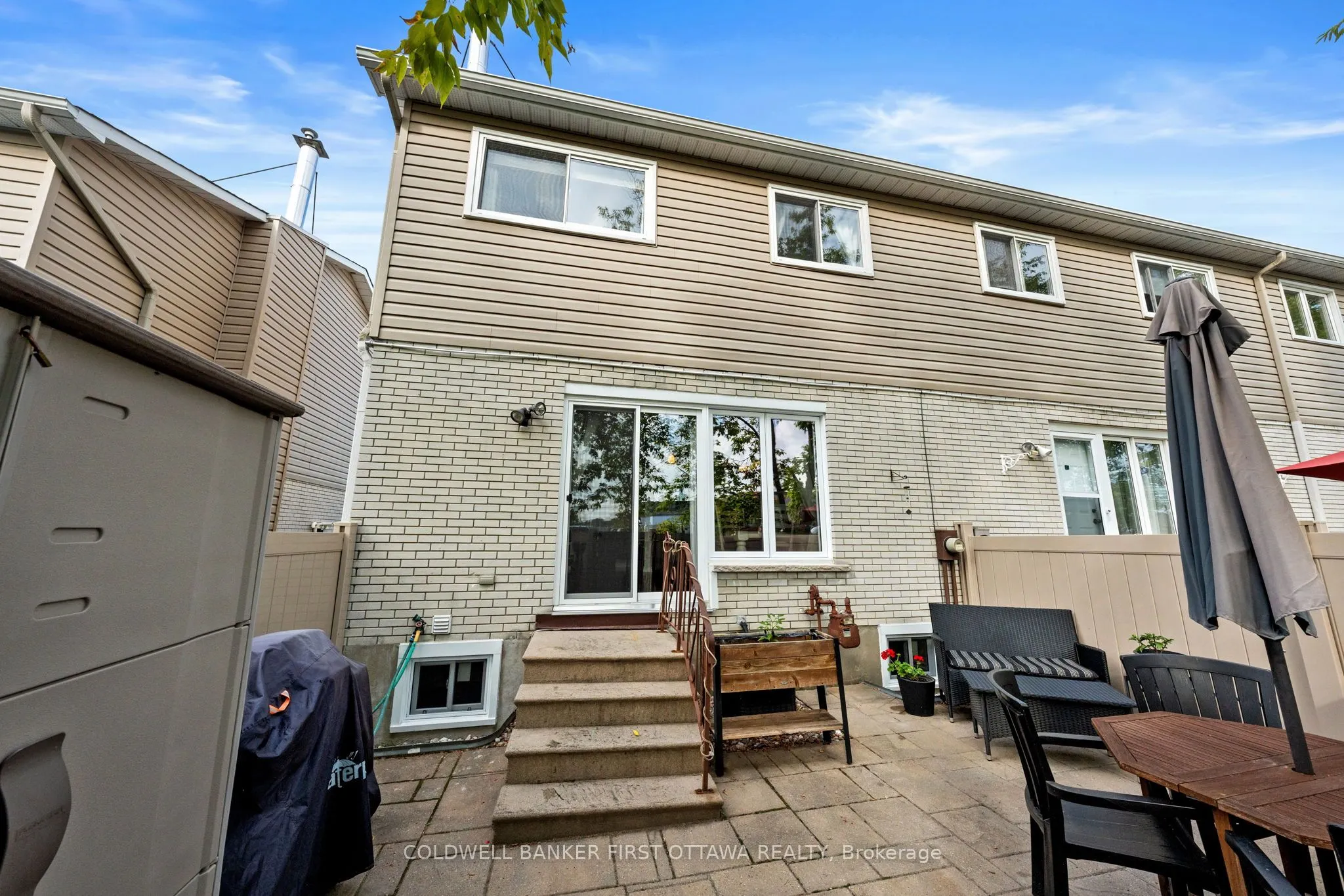 550 Straby Avenue, #12
