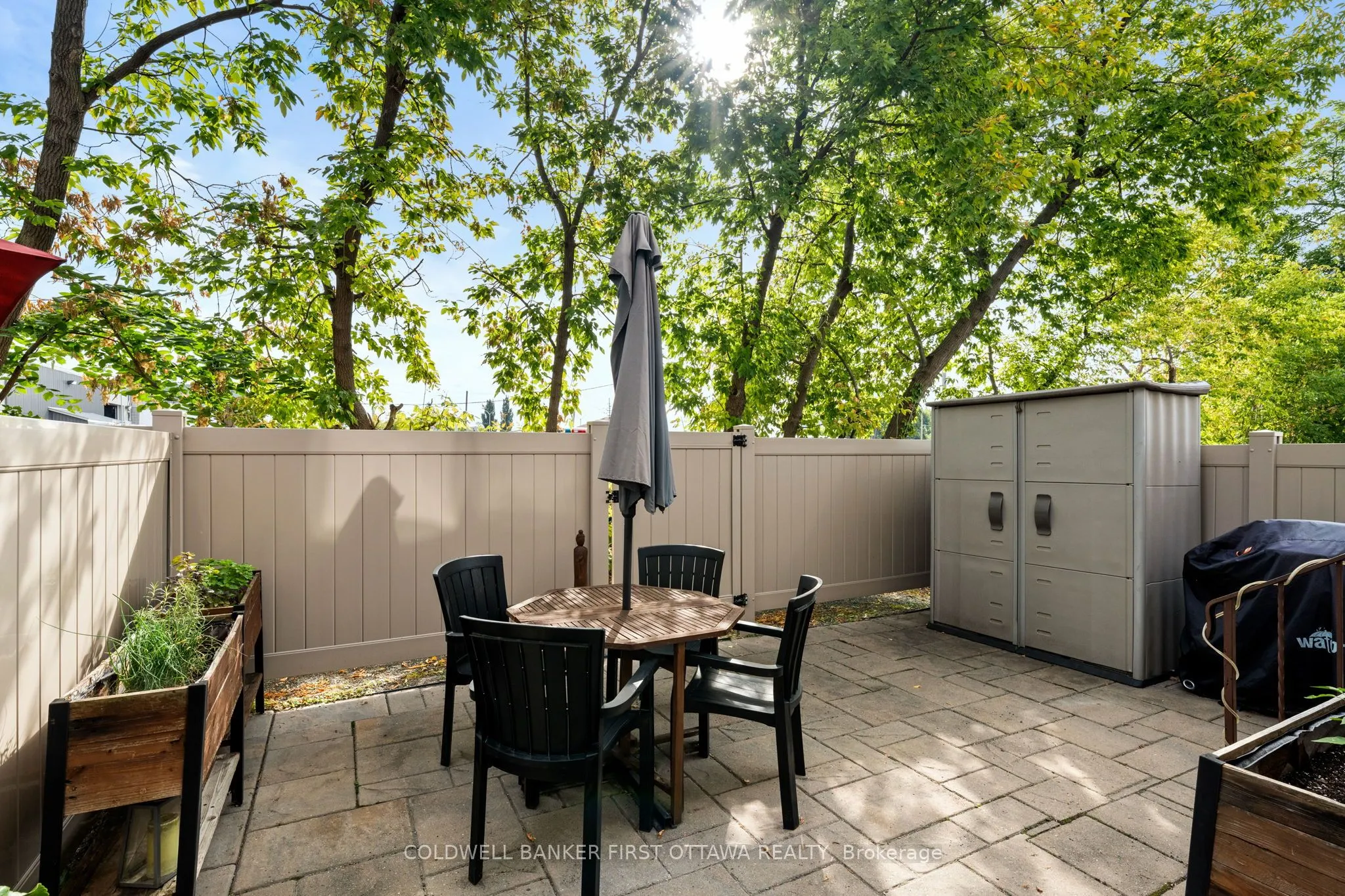550 Straby Avenue, #12