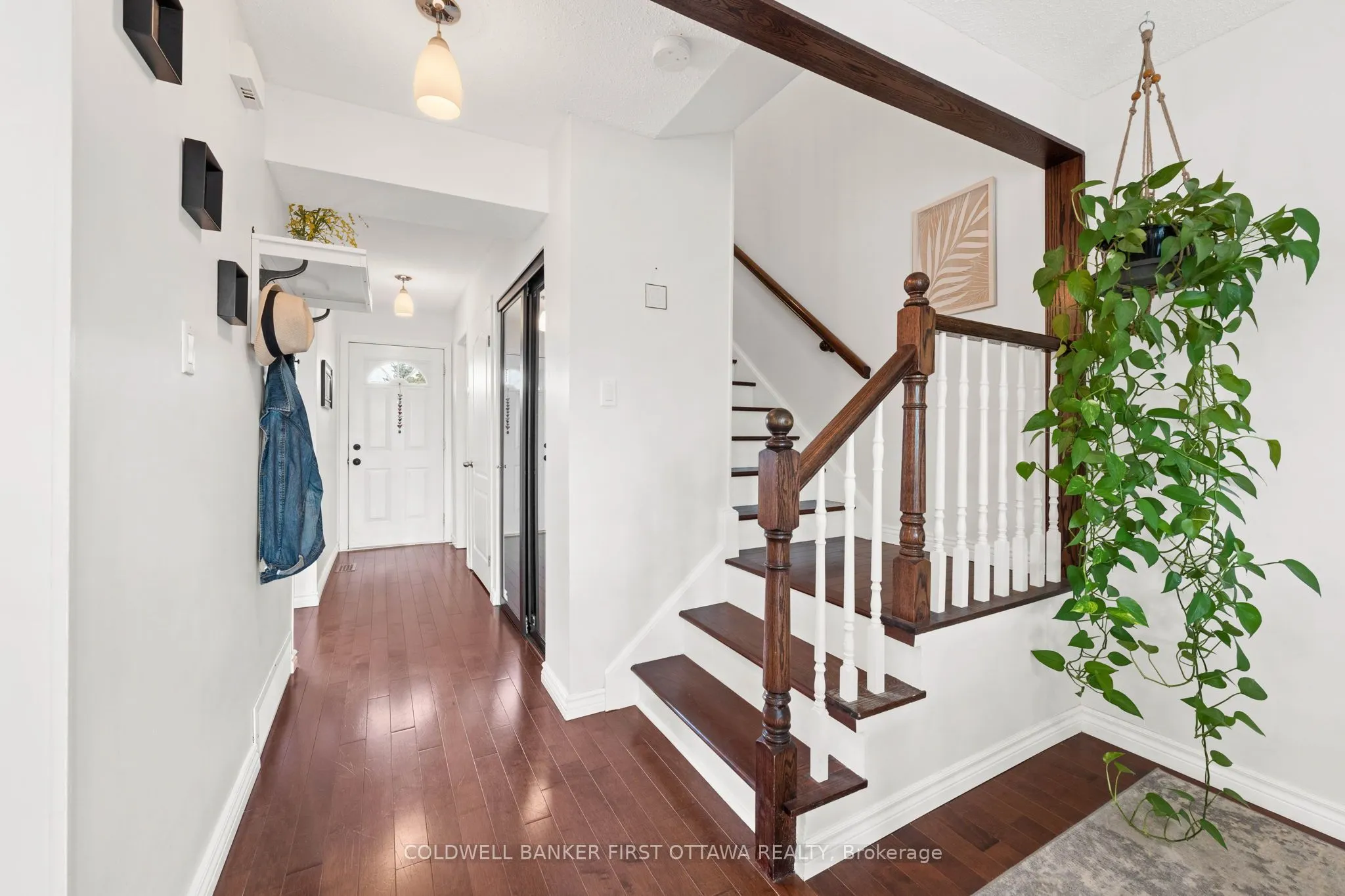 550 Straby Avenue, #12
