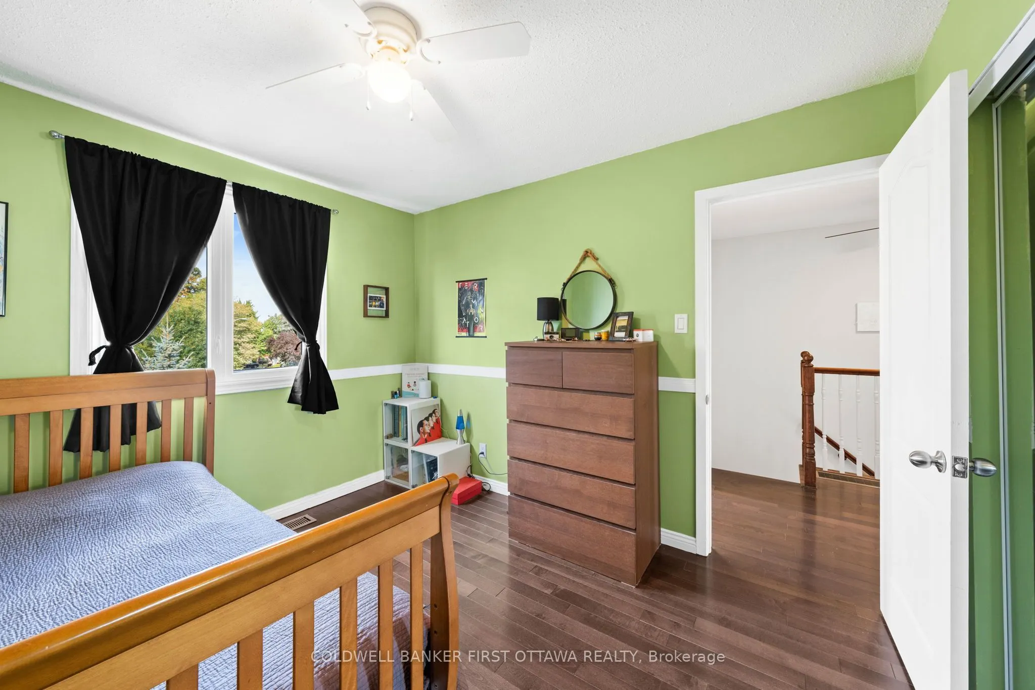 550 Straby Avenue, #12