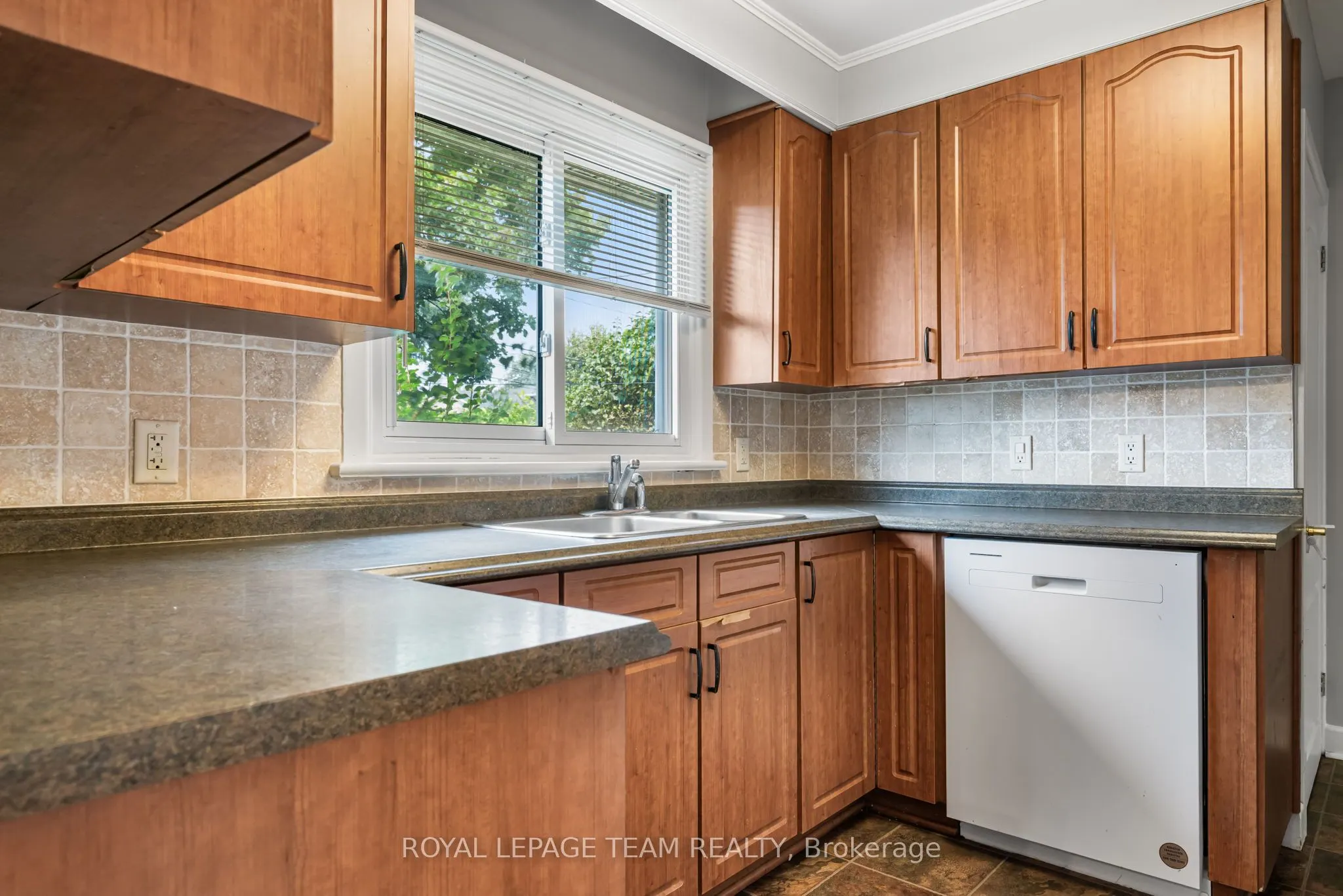31 Savuto Way Street