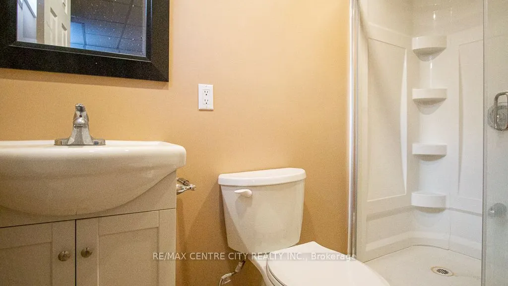 371 RIDGEVIEW Court