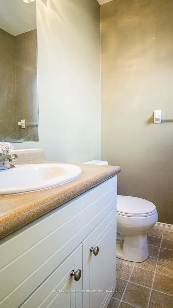 371 RIDGEVIEW Court