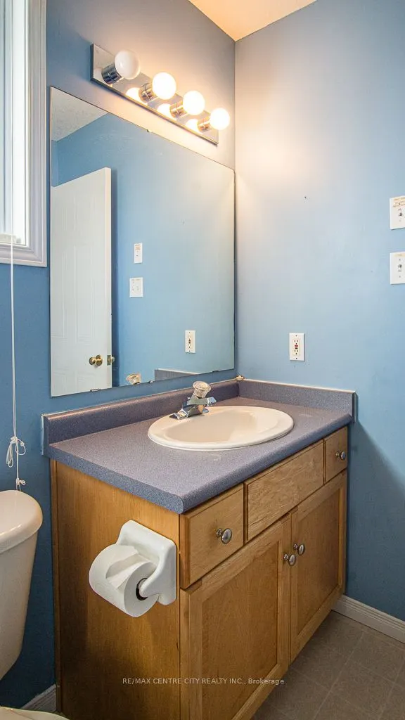 371 RIDGEVIEW Court