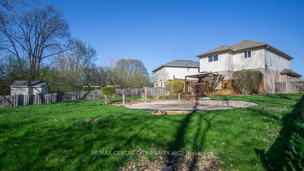 371 RIDGEVIEW Court