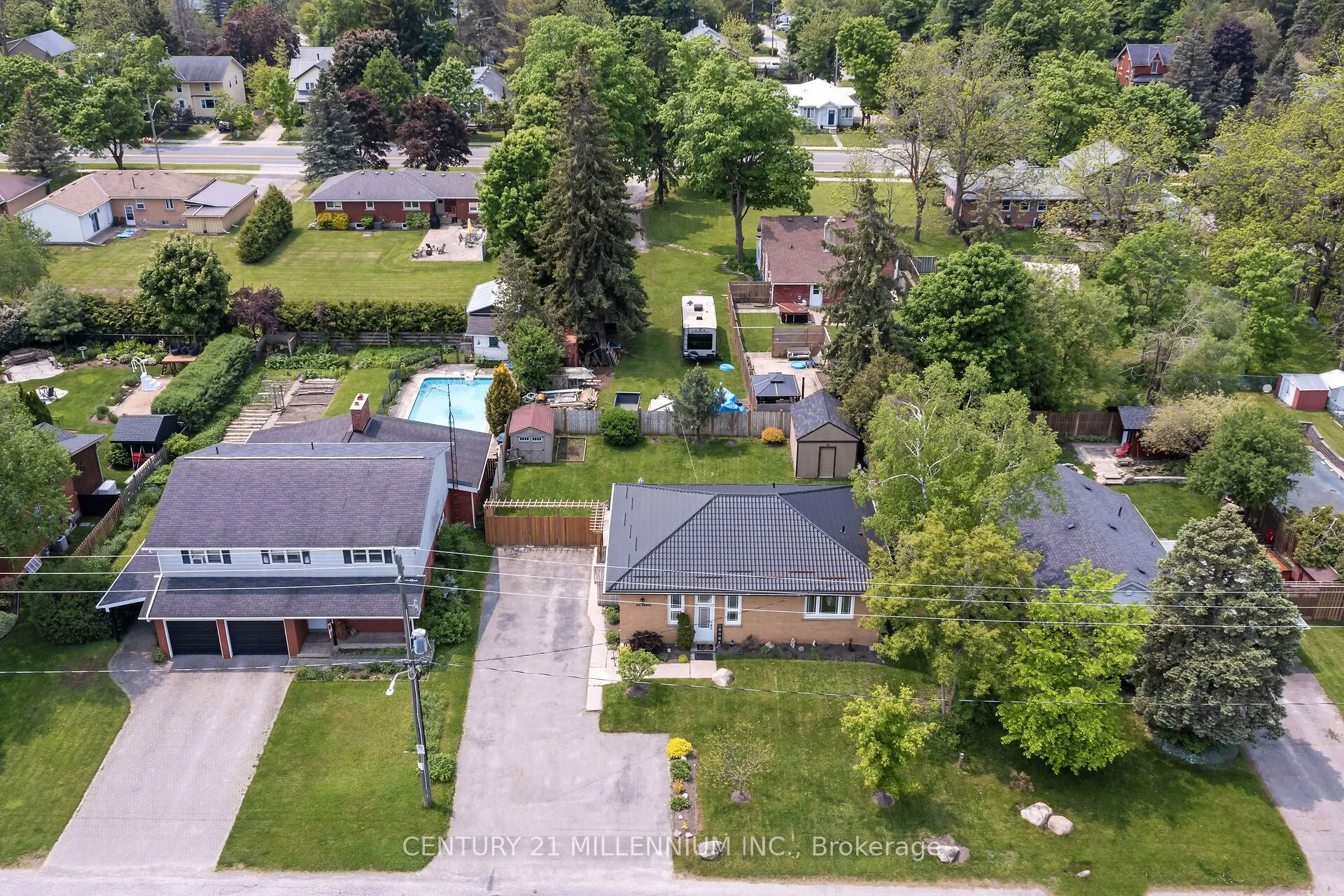 214 Daniel Street