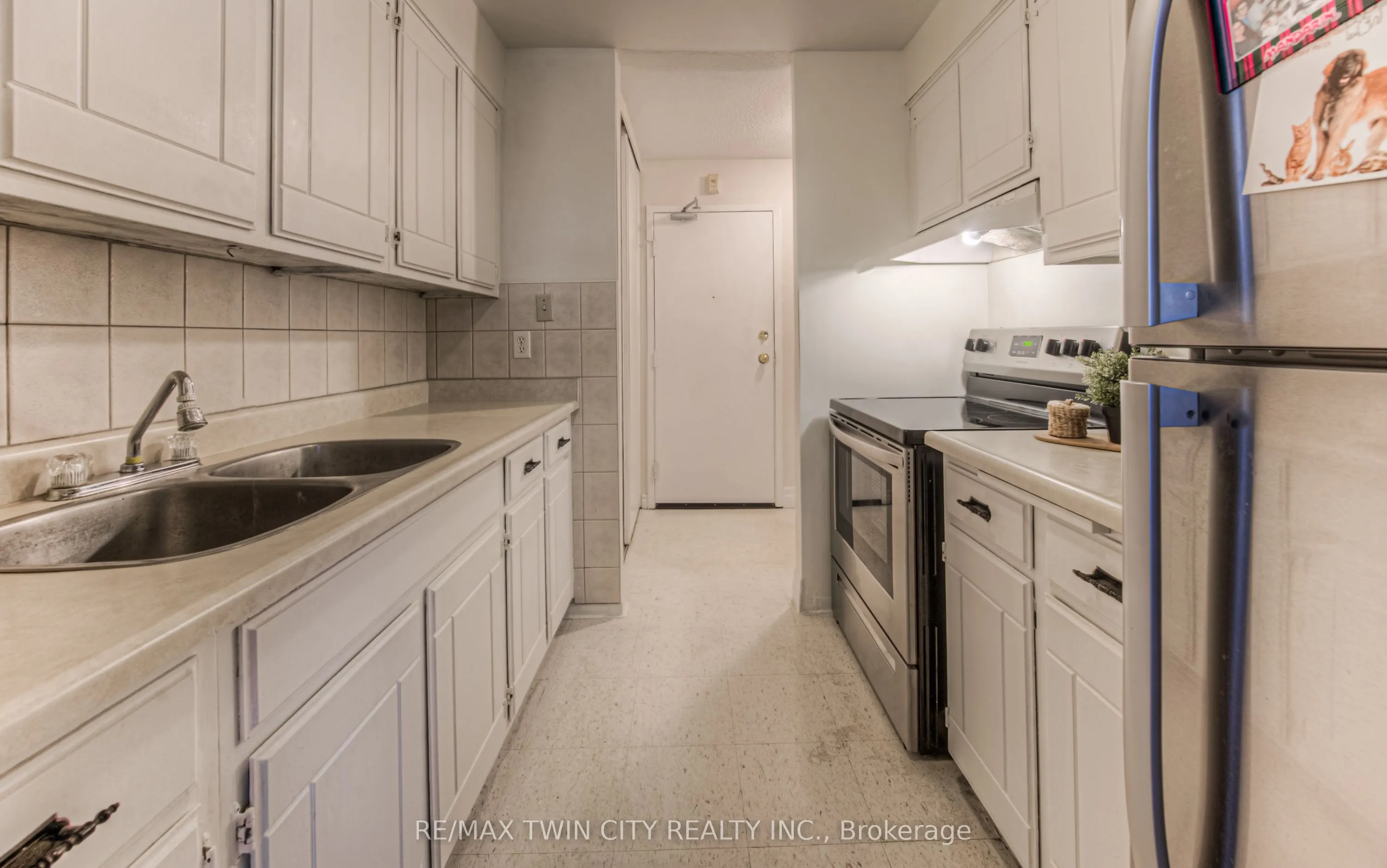 185 Kehl Street, #214