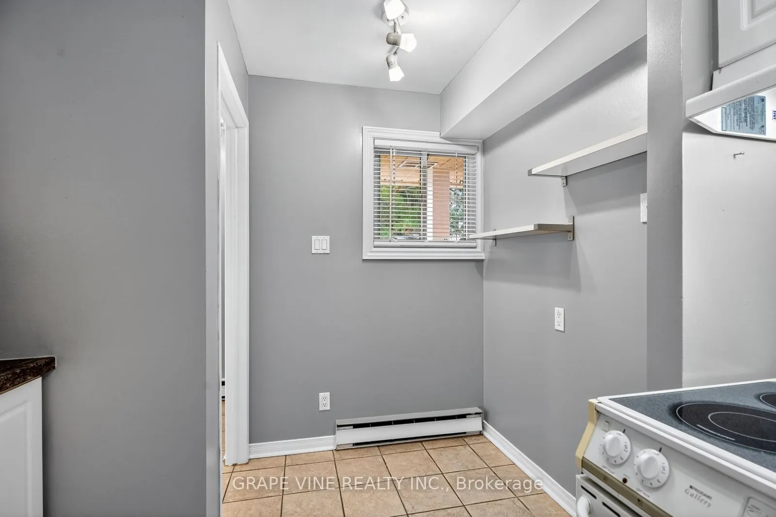 606 Tanguay Court, #6
