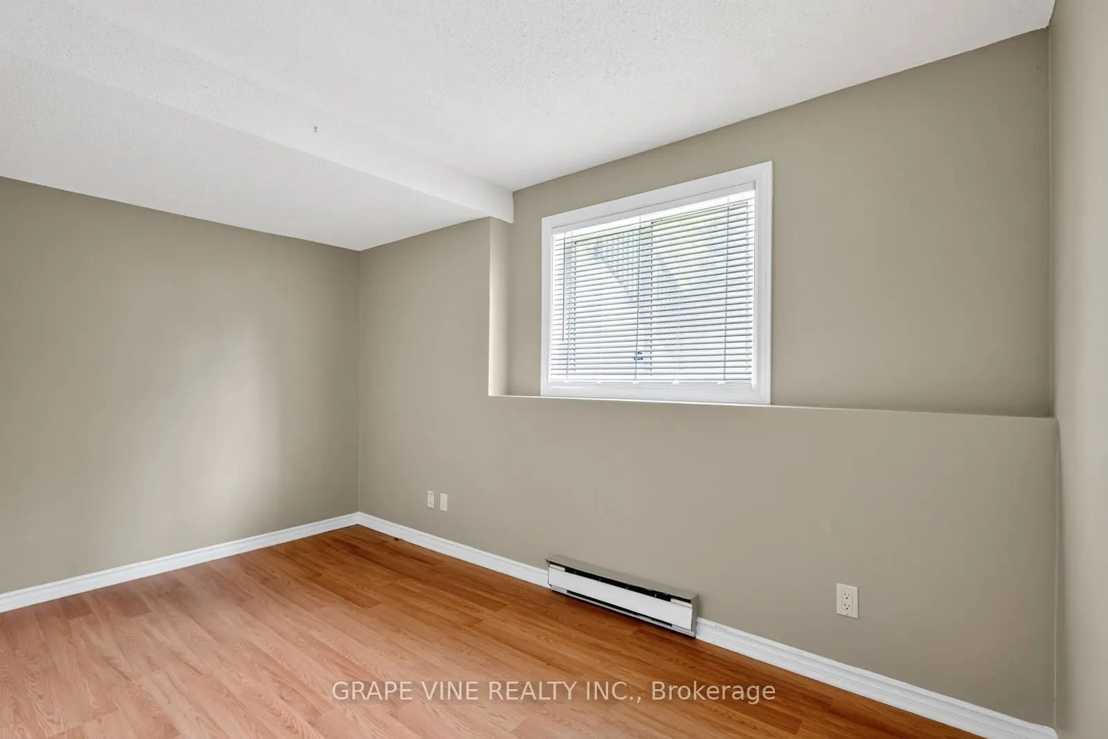 606 Tanguay Court, #6