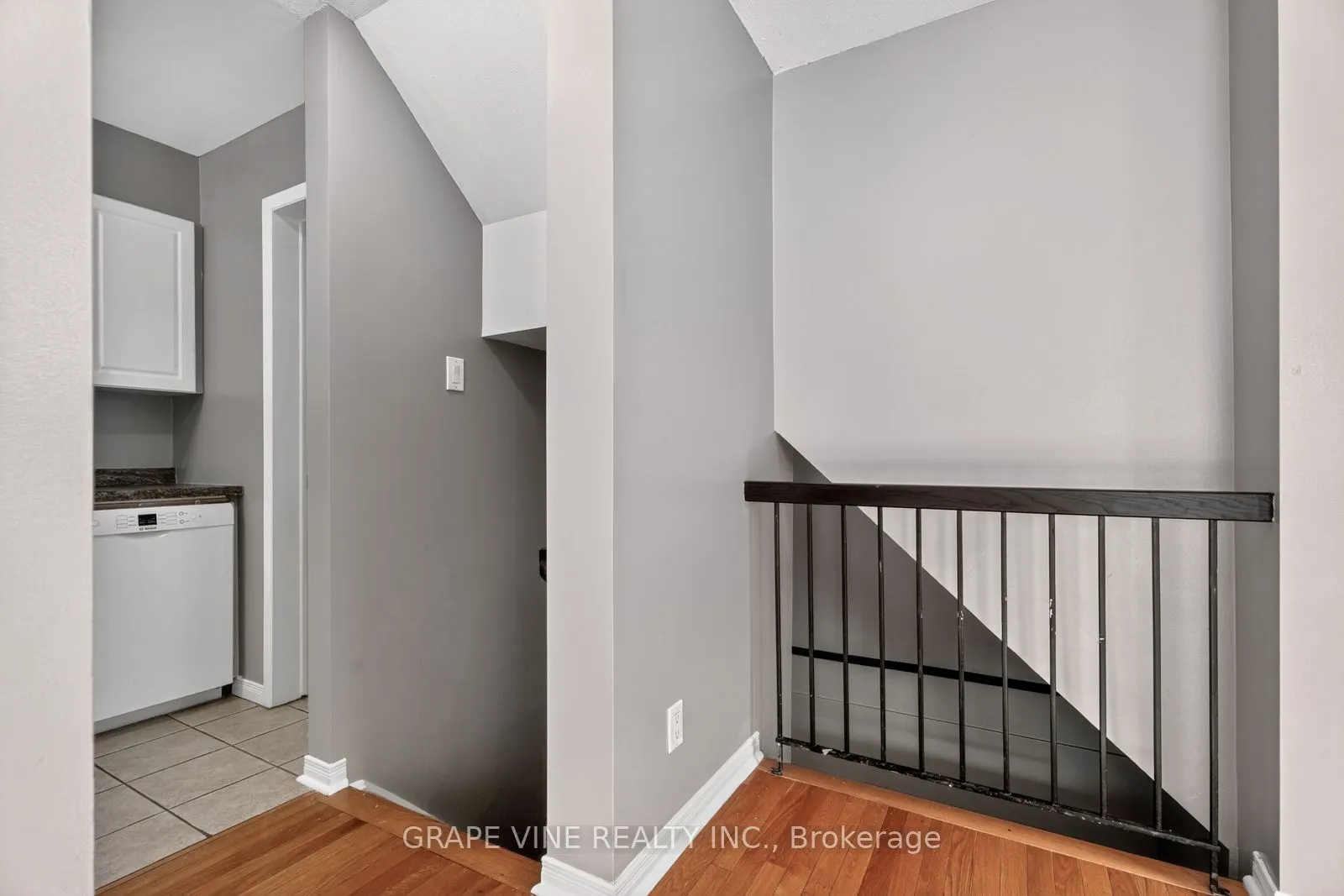 606 Tanguay Court, #6