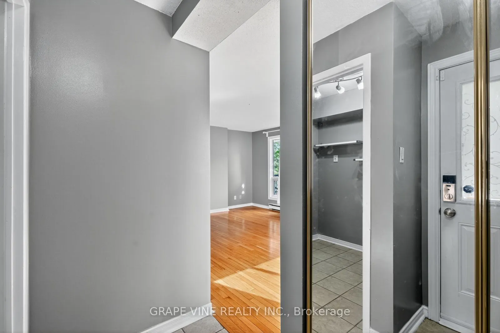 606 Tanguay Court, #6