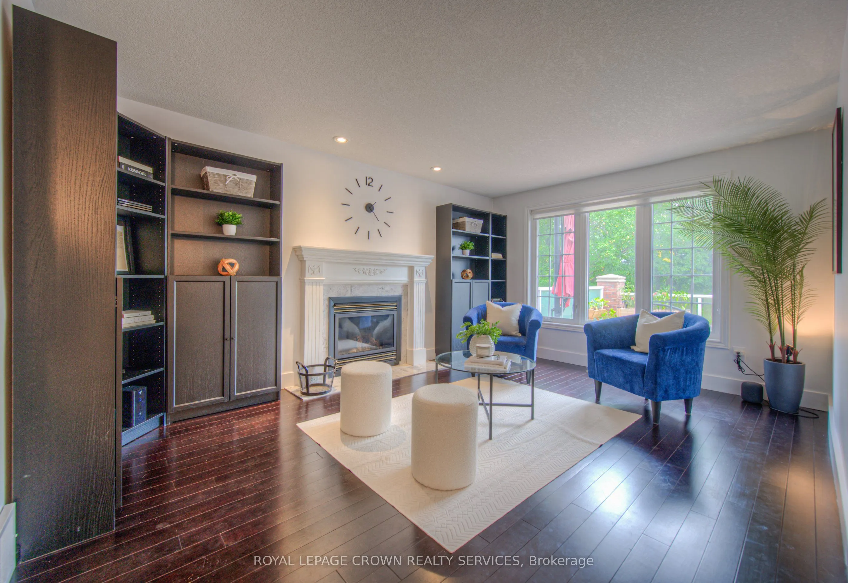 313 George Street N, #4
