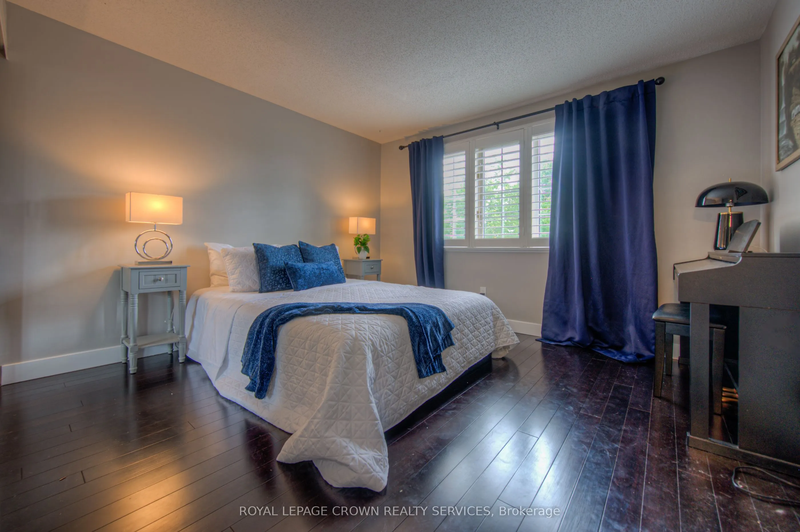 313 George Street N, #4