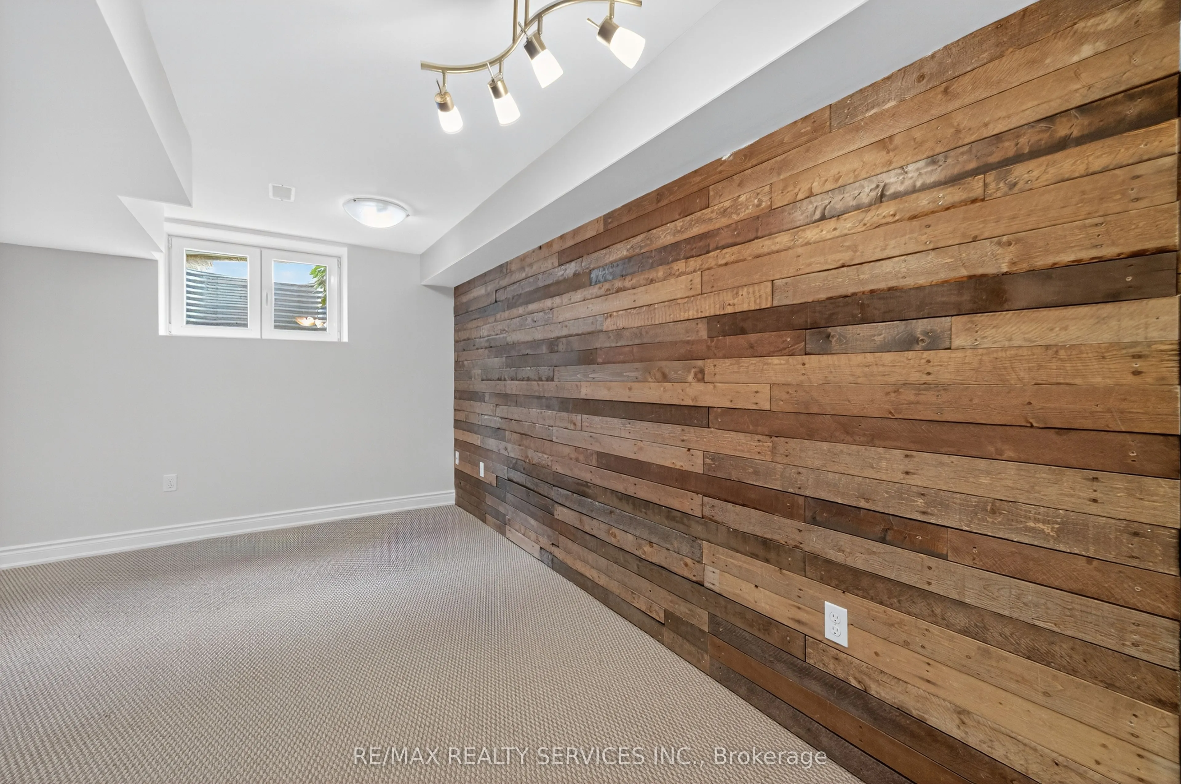 679 Spitfire Street