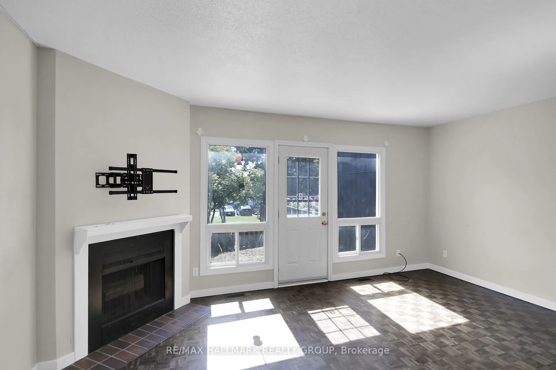 3 Spring Grove Lane, #D