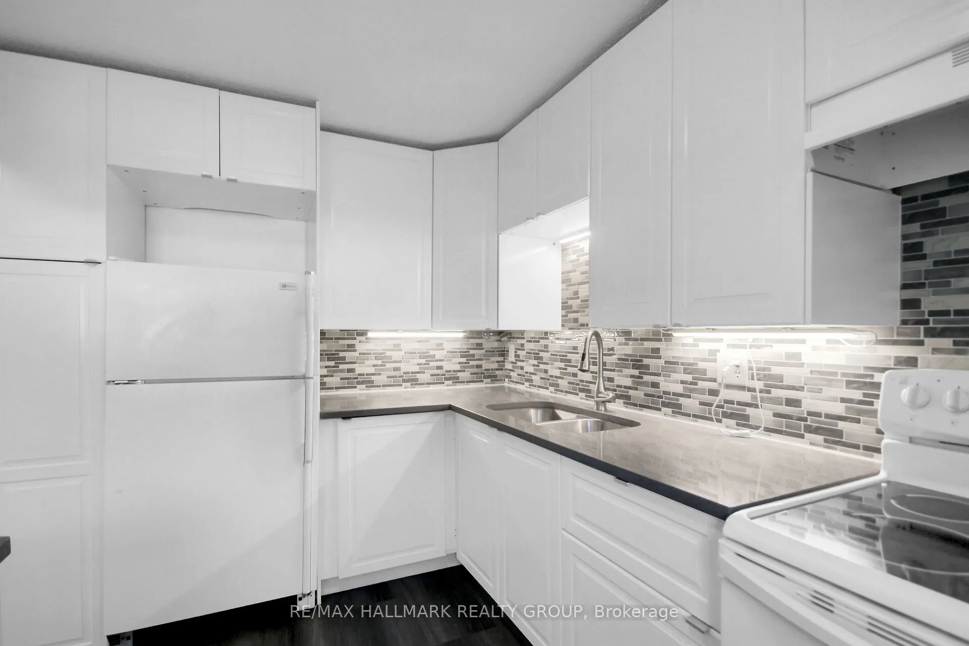 3 Spring Grove Lane, #D